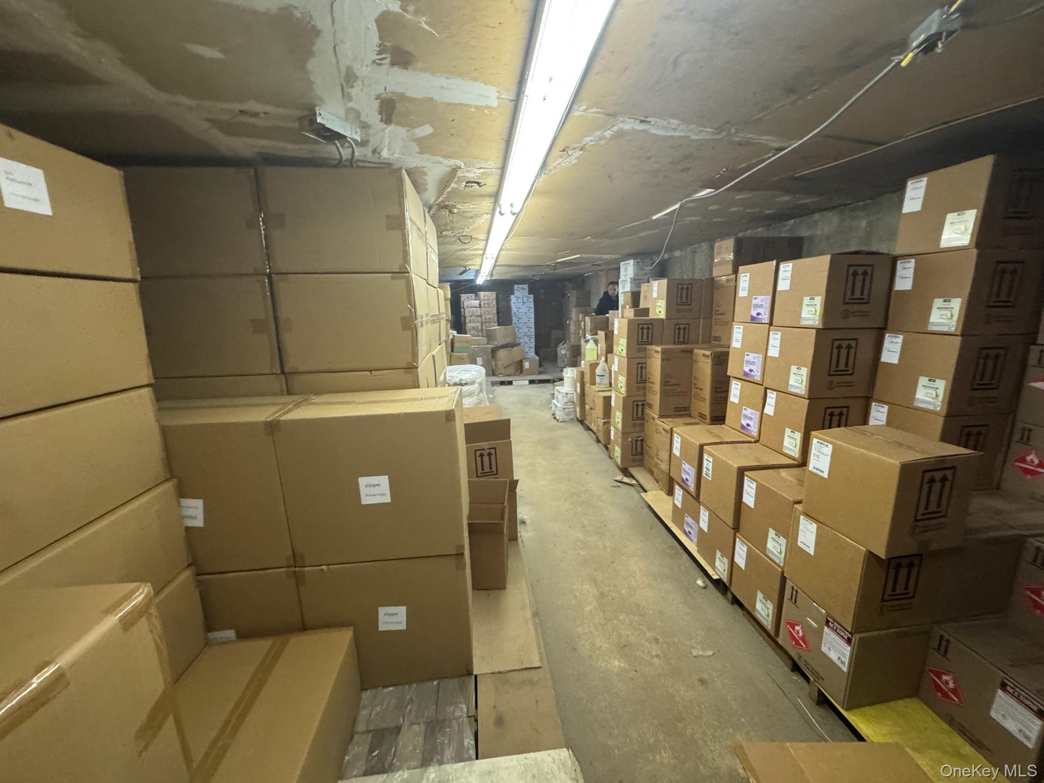 #3 photo, 5904 Kissena Boulevard, फ्लशिंग Flushing , NY 11355