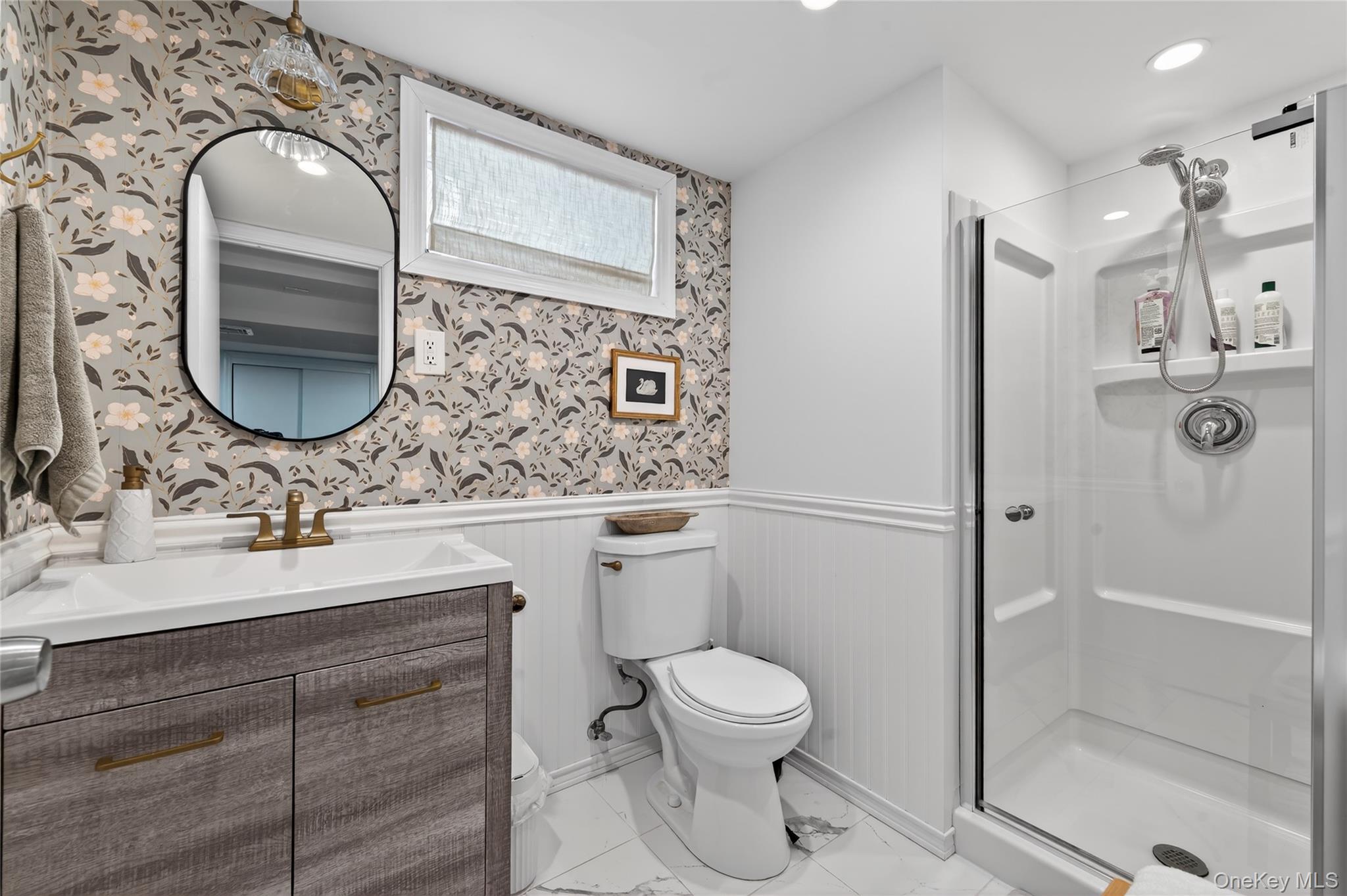 #18 photo, 1024 Oaks Drive, Franklin Square , NY 11010