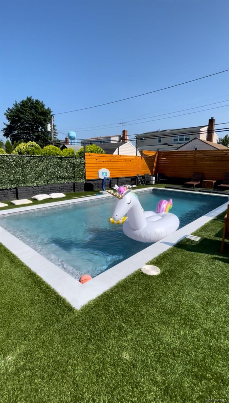 #20 photo, 1024 Oaks Drive, Franklin Square , NY 11010