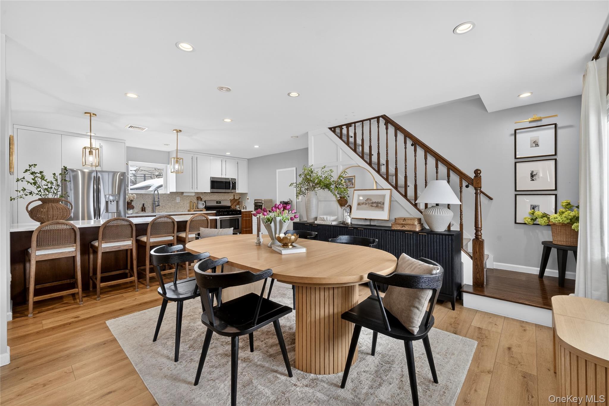 #5 photo, 1024 Oaks Drive, Franklin Square , NY 11010