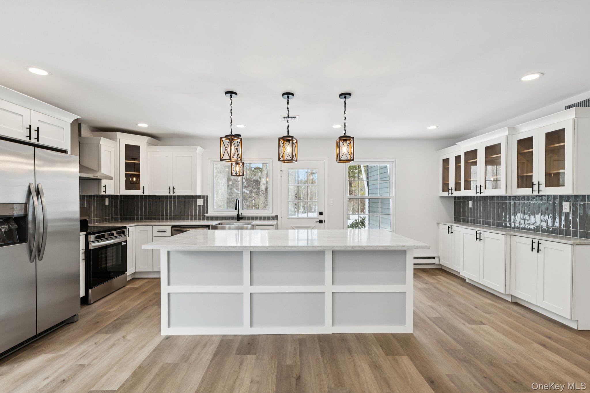 #14 photo, 304 Kingston Court, מחוז סאפוק Ridge , NY 11961