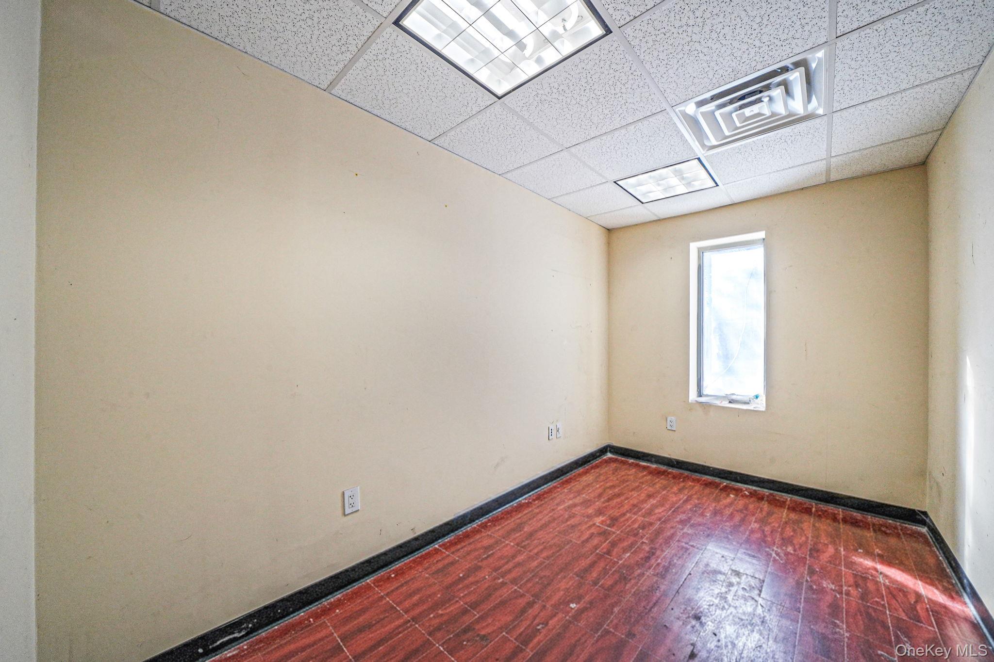 #14 photo, 1601 Arctic Avenue, सफ़ोक काउंटी Bohemia , NY 11716