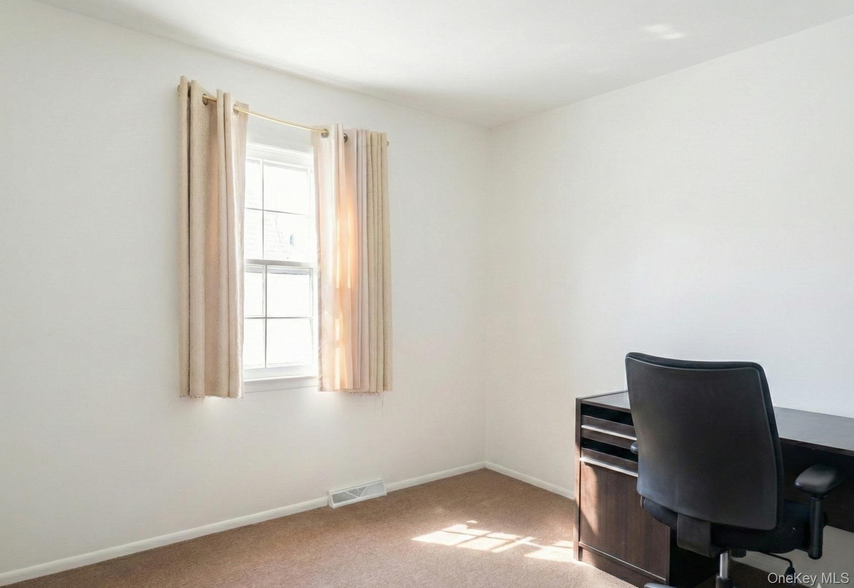 #10 photo, 223-16 56th Road, 皇后區 貝塞 Bayside , NY 11364