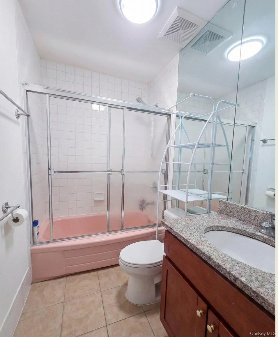 #11 photo, 223-16 56th Road, 皇后區 貝塞 Bayside , NY 11364