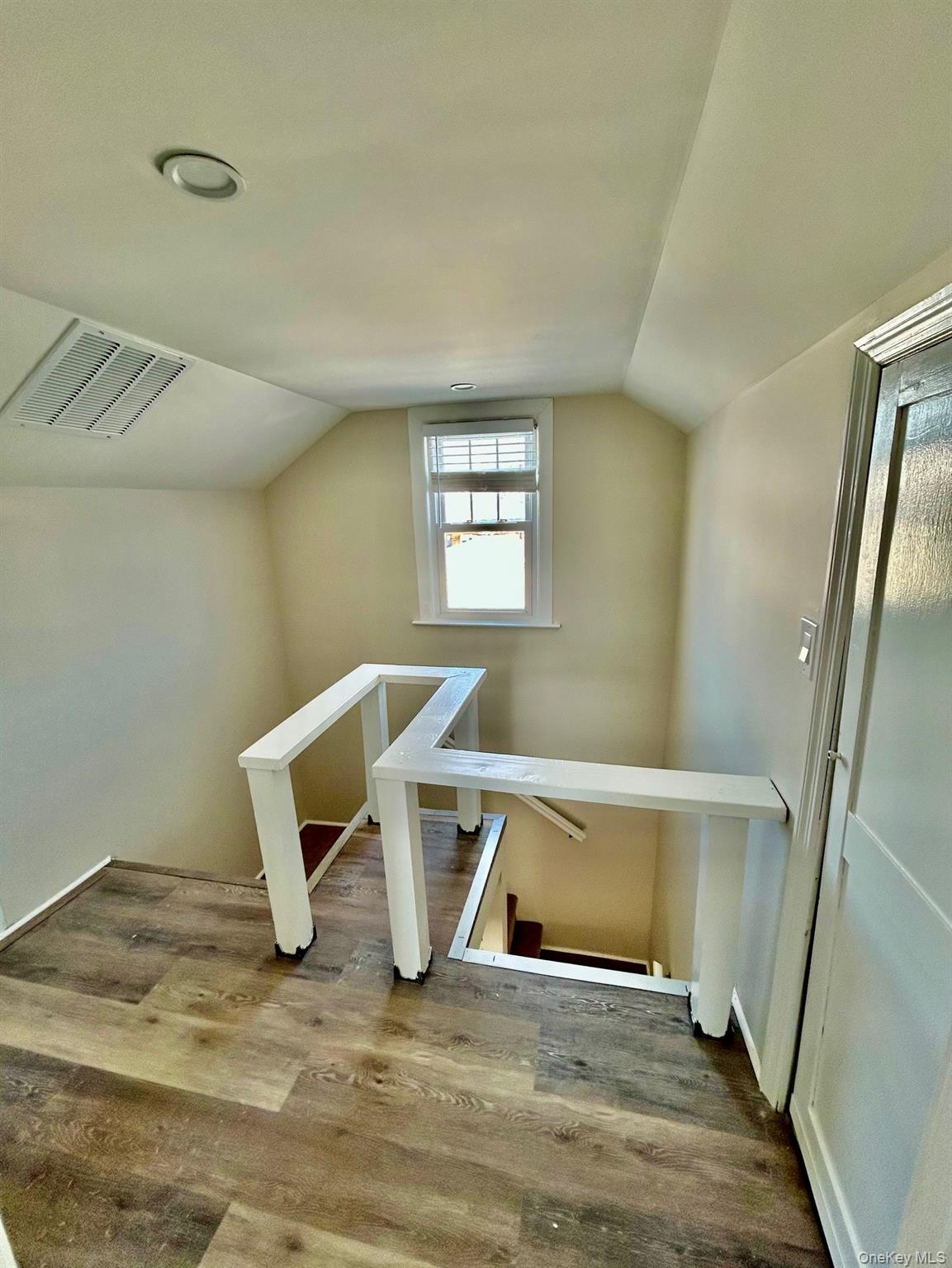 #13 photo, 10 Vernon Avenue, Rockville Centre , NY 11570