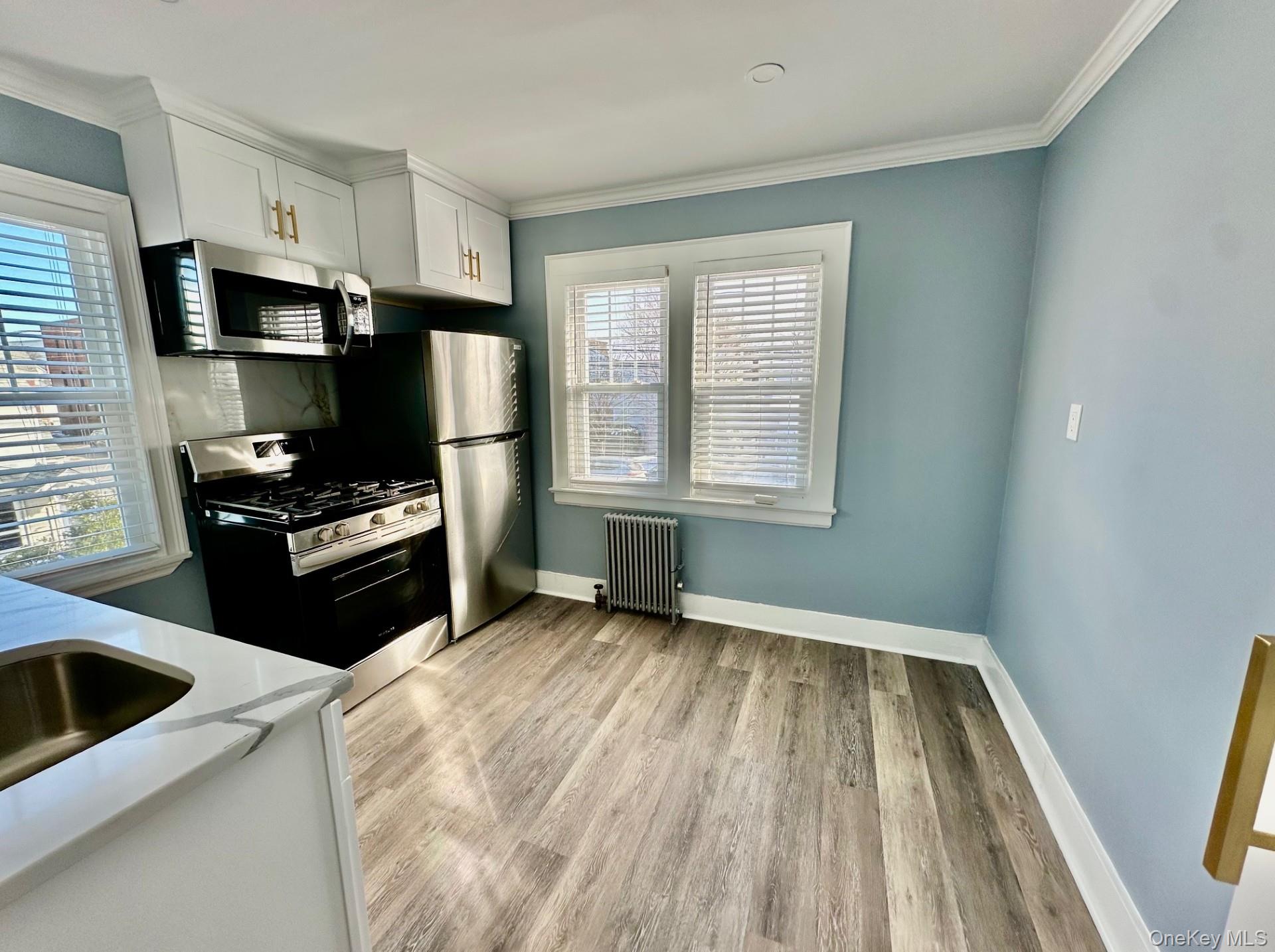 #3 photo, 10 Vernon Avenue, Rockville Centre , NY 11570