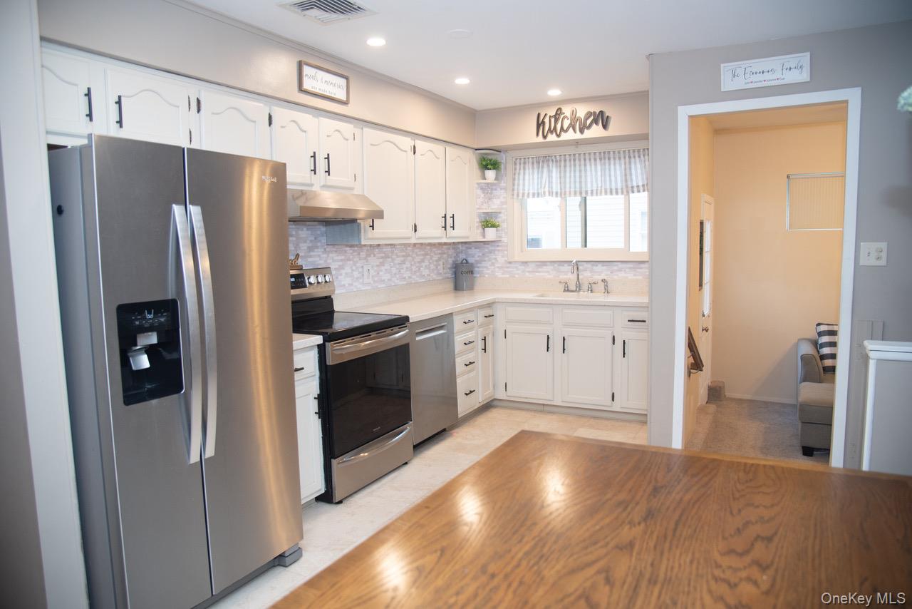 #13 photo, 171 Tyler Avenue, 東長島 Miller Place , NY 11764