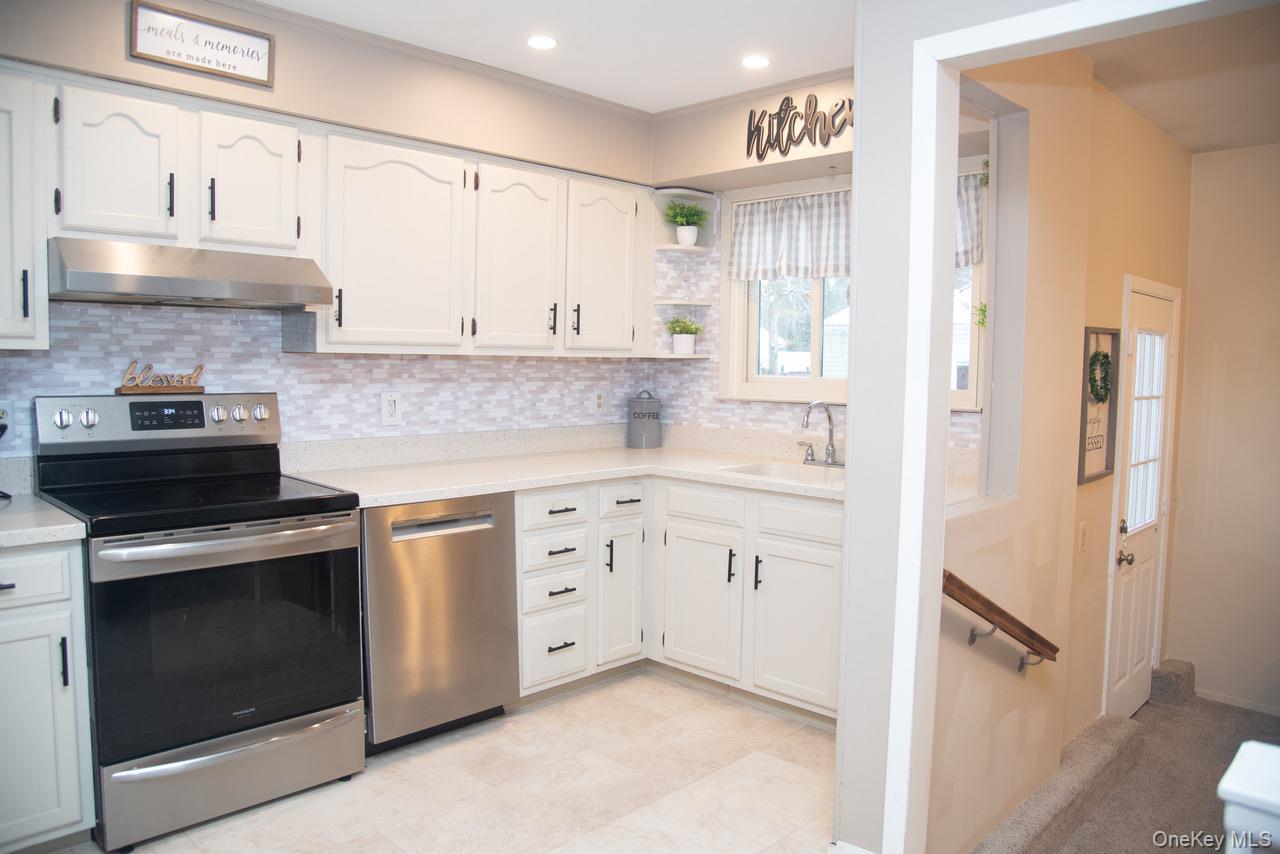 #14 photo, 171 Tyler Avenue, 東長島 Miller Place , NY 11764