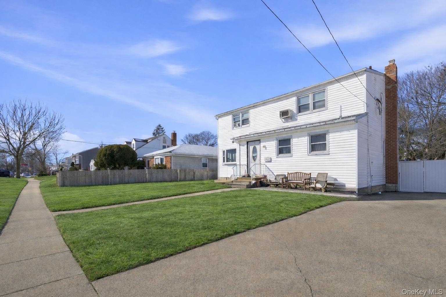 #2 photo, 101 Spruce Avenue, 長島 貝斯佩奇 Bethpage , NY 11714