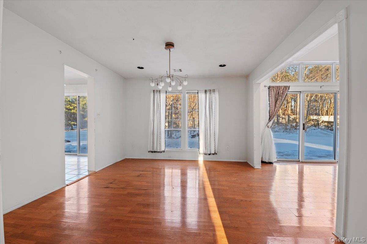 #13 photo, 205 Fairfield Drive, Holbrook , NY 11741