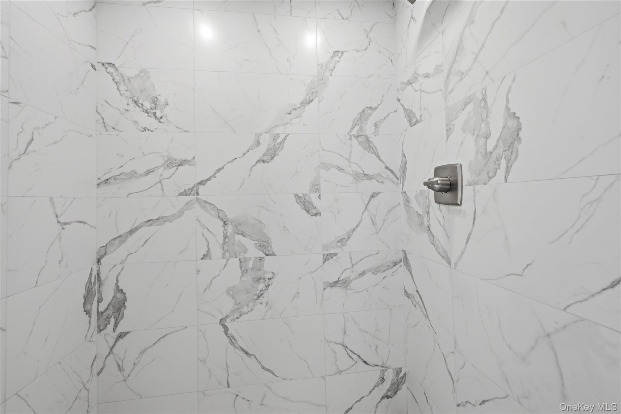 #18 photo, 923 E Main Street, 東長島 Riverhead , NY 11901