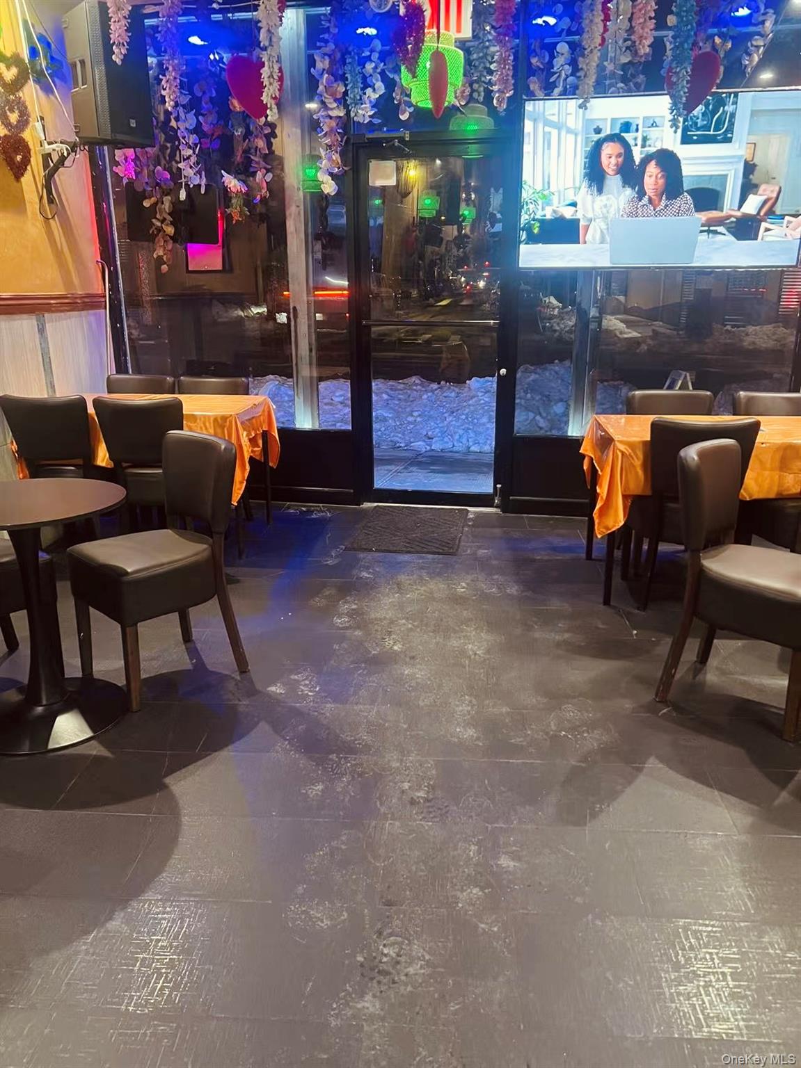 #2 photo, 124-04. Jamaica Avenue, Richmond Hill , NY 11418