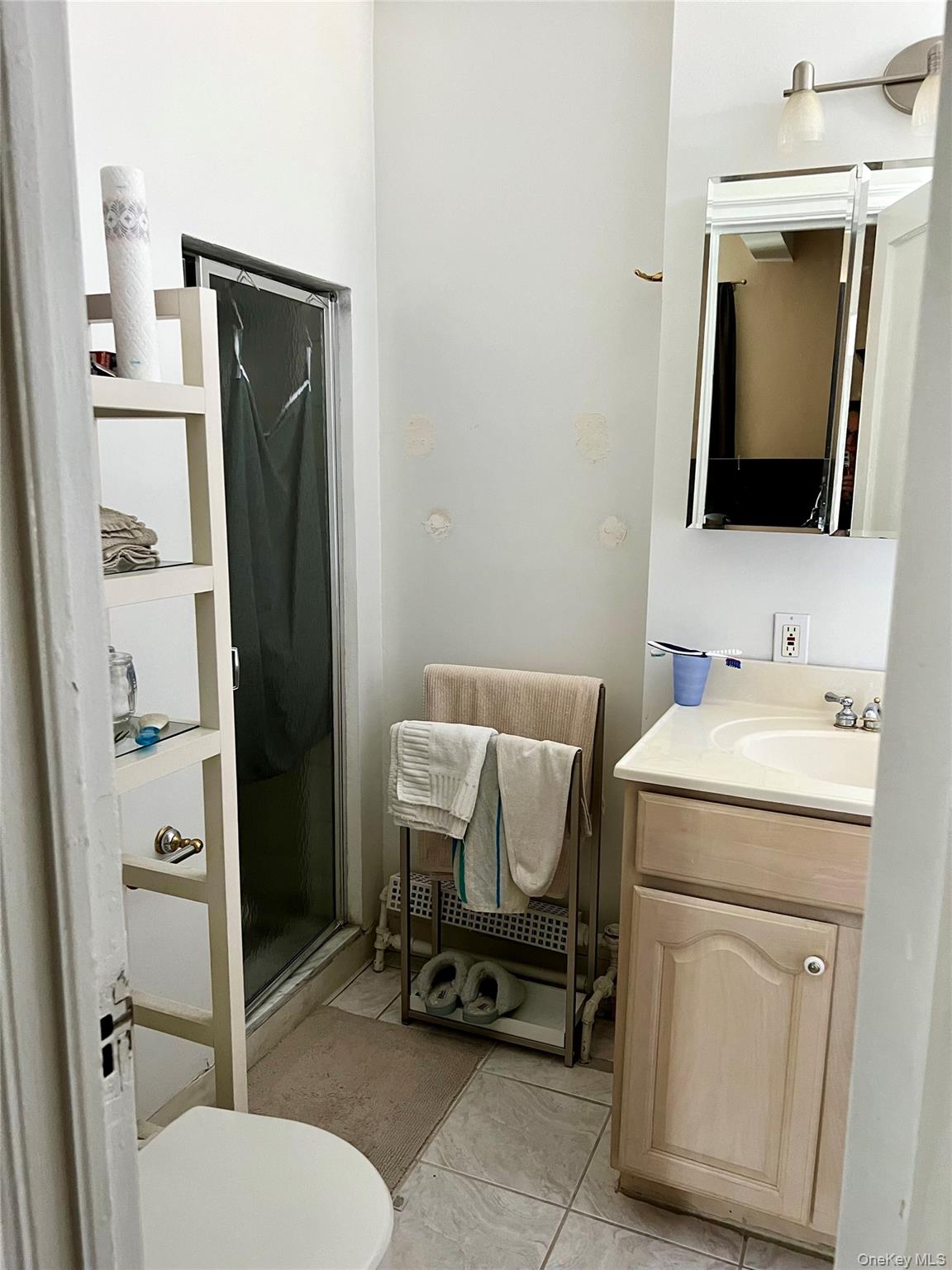 #11 photo, 10 Holder Place, Forest Hills , NY 11375