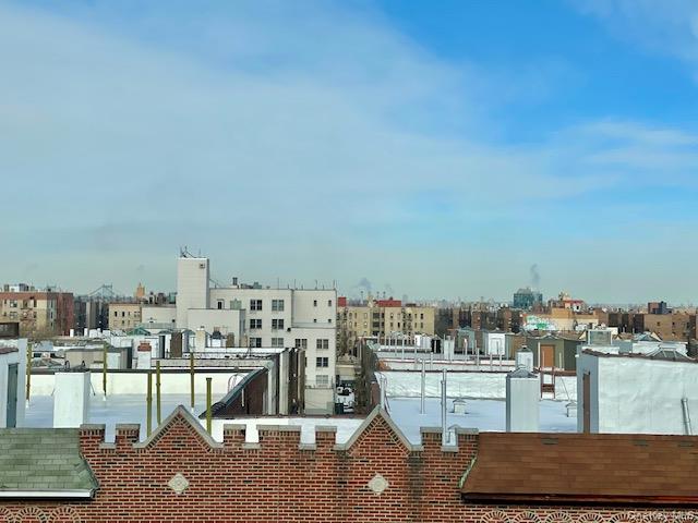 #15 photo, 41-16 47 Avenue, कुईंस Sunnyside , NY 11104