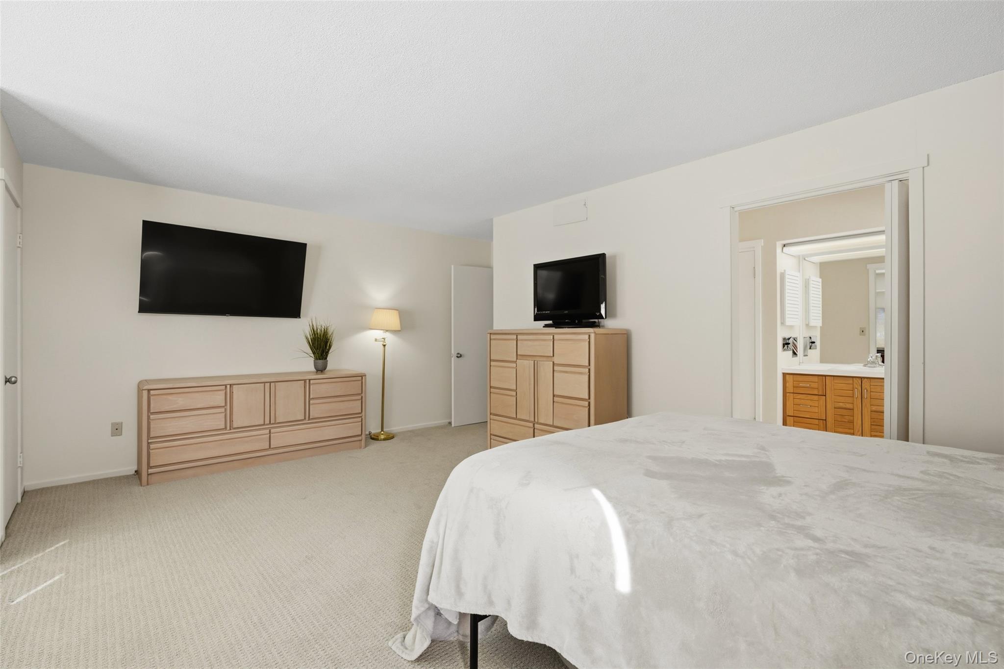 #11 photo, 243 Heritage Hills Drive, Somers , NY 10589