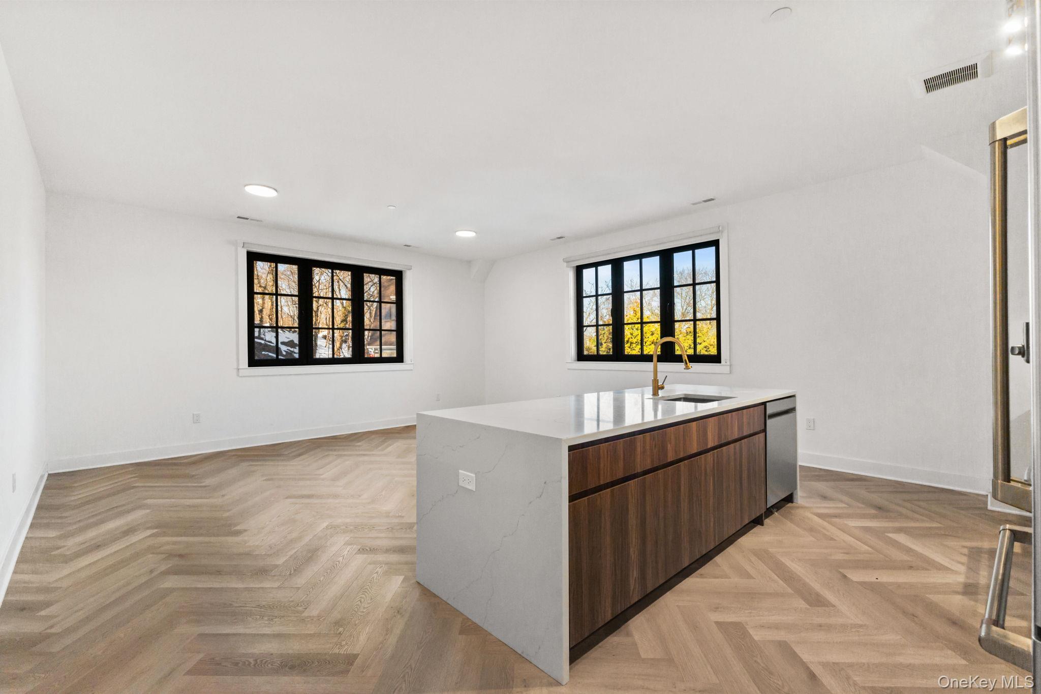 #1 photo, 100 E Putnam Avenue, Call Listing Agent , CT 06807