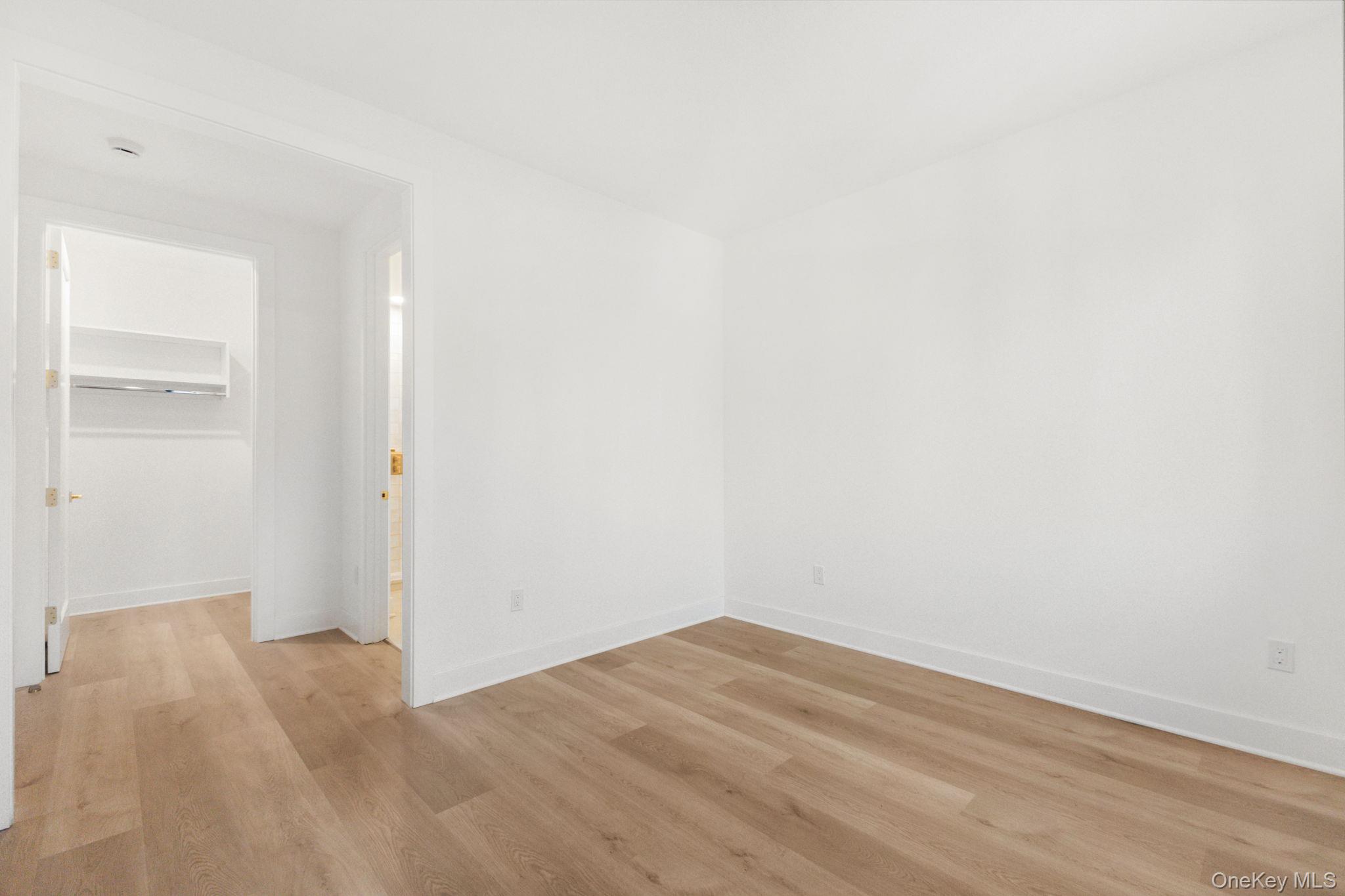 #10 photo, 100 E Putnam Avenue, Call Listing Agent , CT 06807