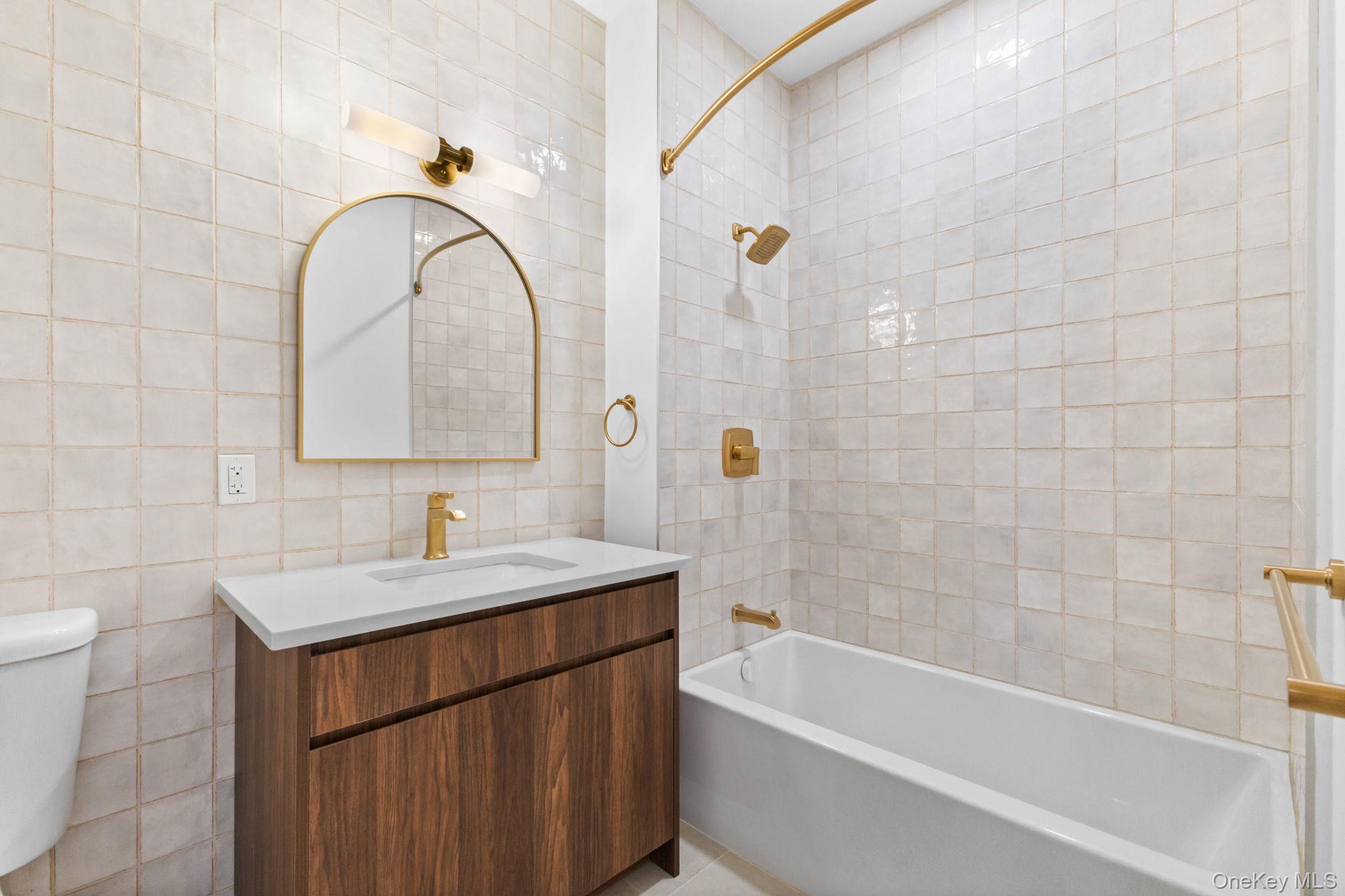 #14 photo, 100 E Putnam Avenue, Call Listing Agent , CT 06807