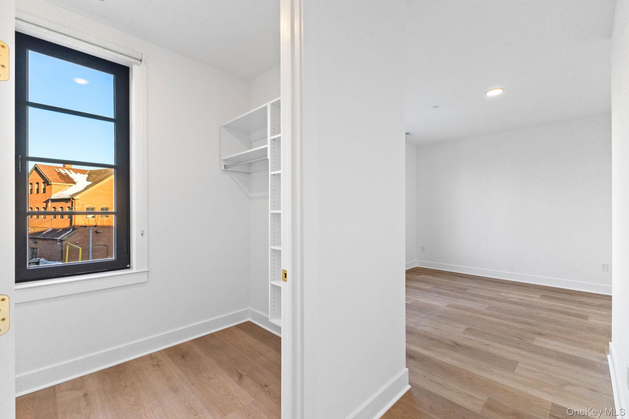 #7 photo, 100 E Putnam Avenue, Call Listing Agent , CT 06807