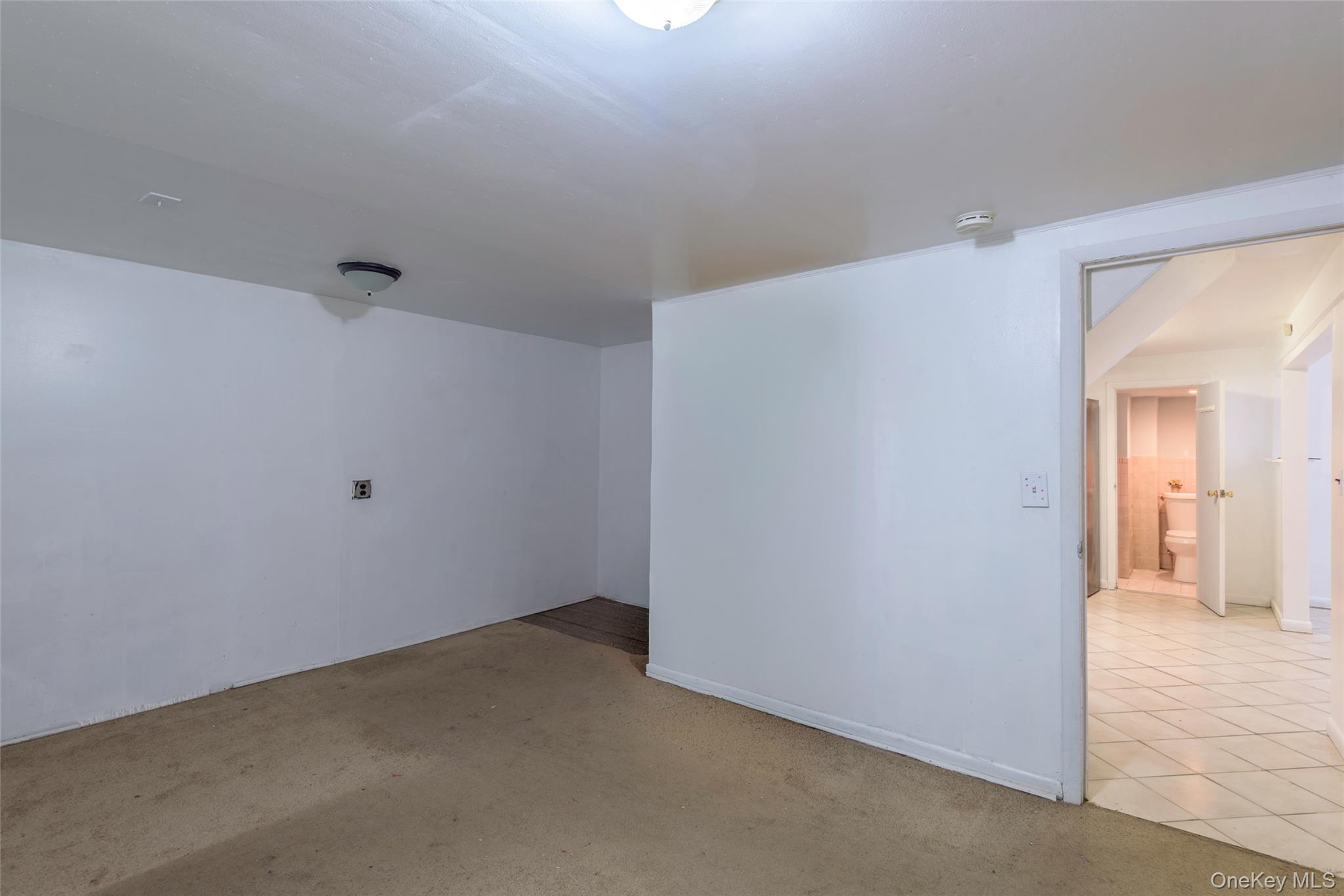 #14 photo, 24 Jackson Street, מחוז נסאו Glen Cove , NY 11542