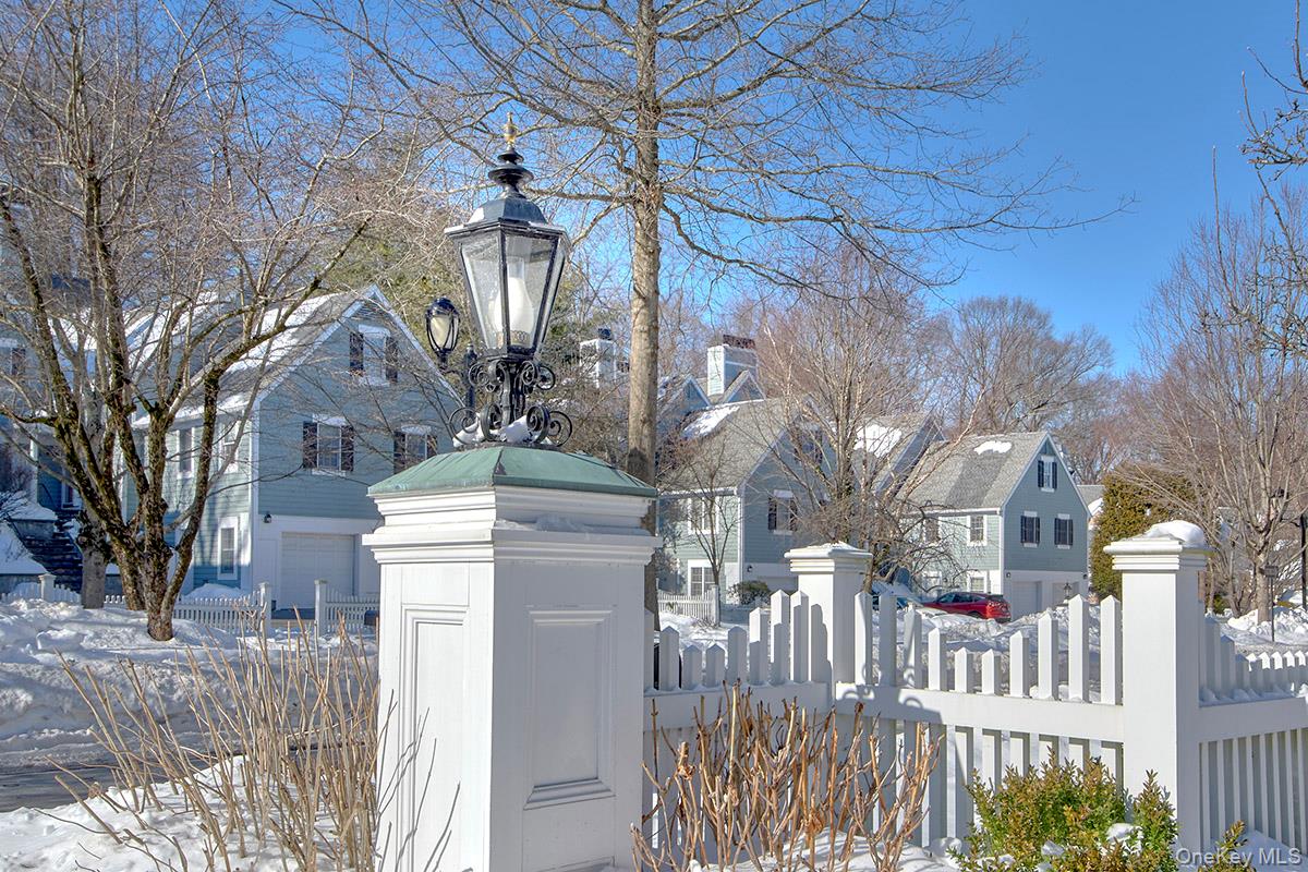 #3 photo, 5 Wyndham Close, White Plains , NY 10605