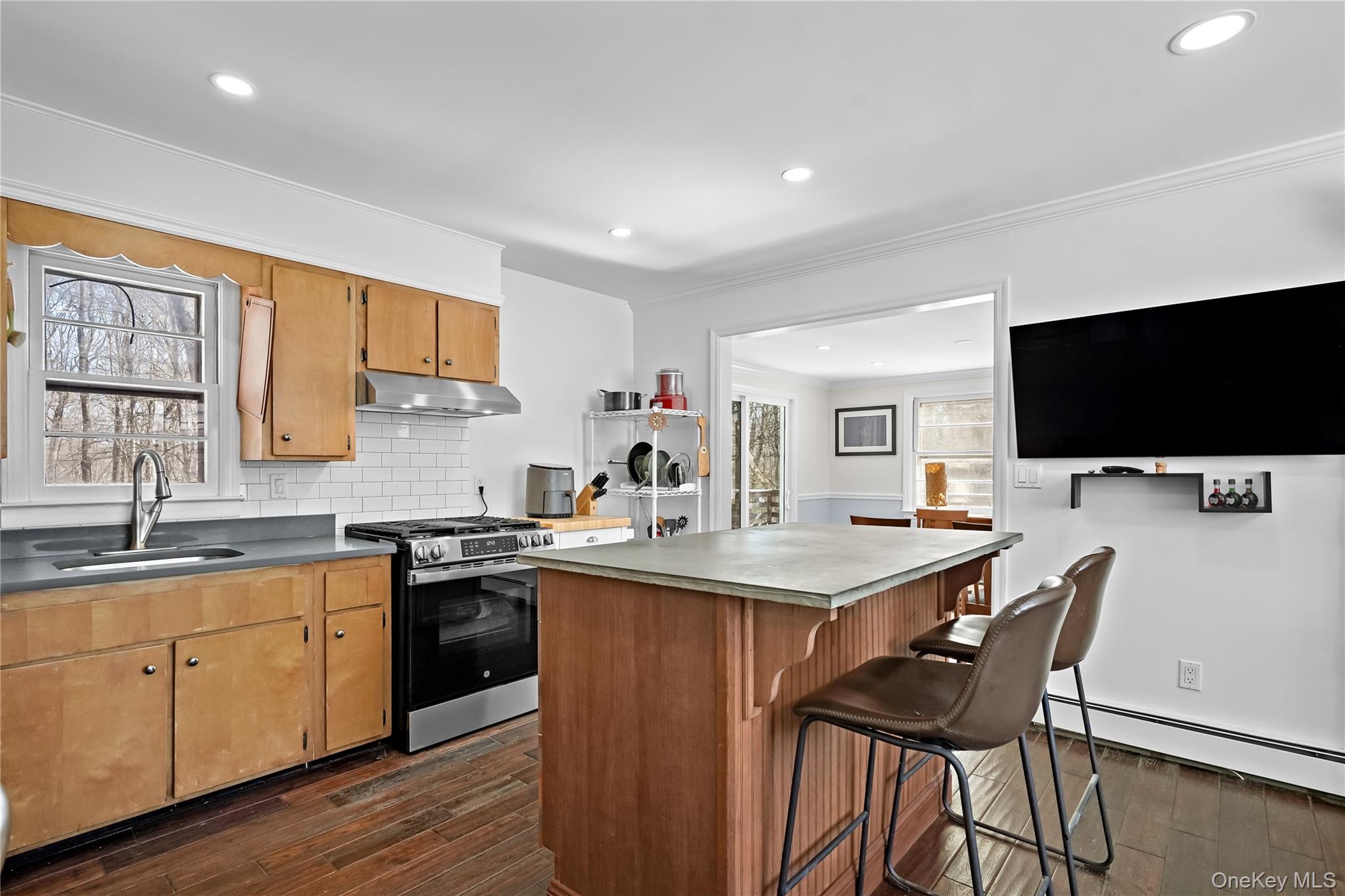 #4 photo, 37 Ridgeland Road, South Salem , NY 10590