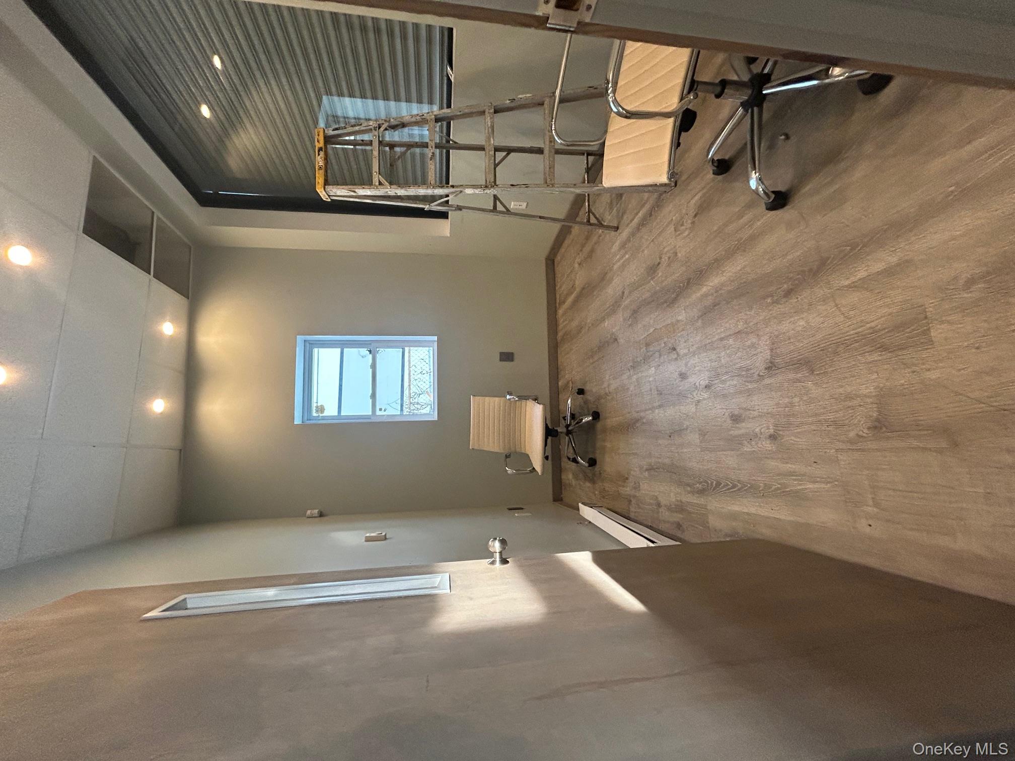 #8 photo, 210 Lawrence Avenue, מחוז נסאו Lawrence , NY 11559