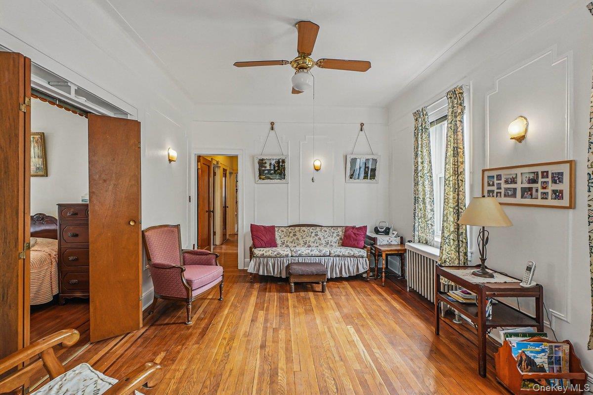 #12 photo, 2117 Hazen Street, 뉴욕퀸즈 East Elmhurst , NY 11370