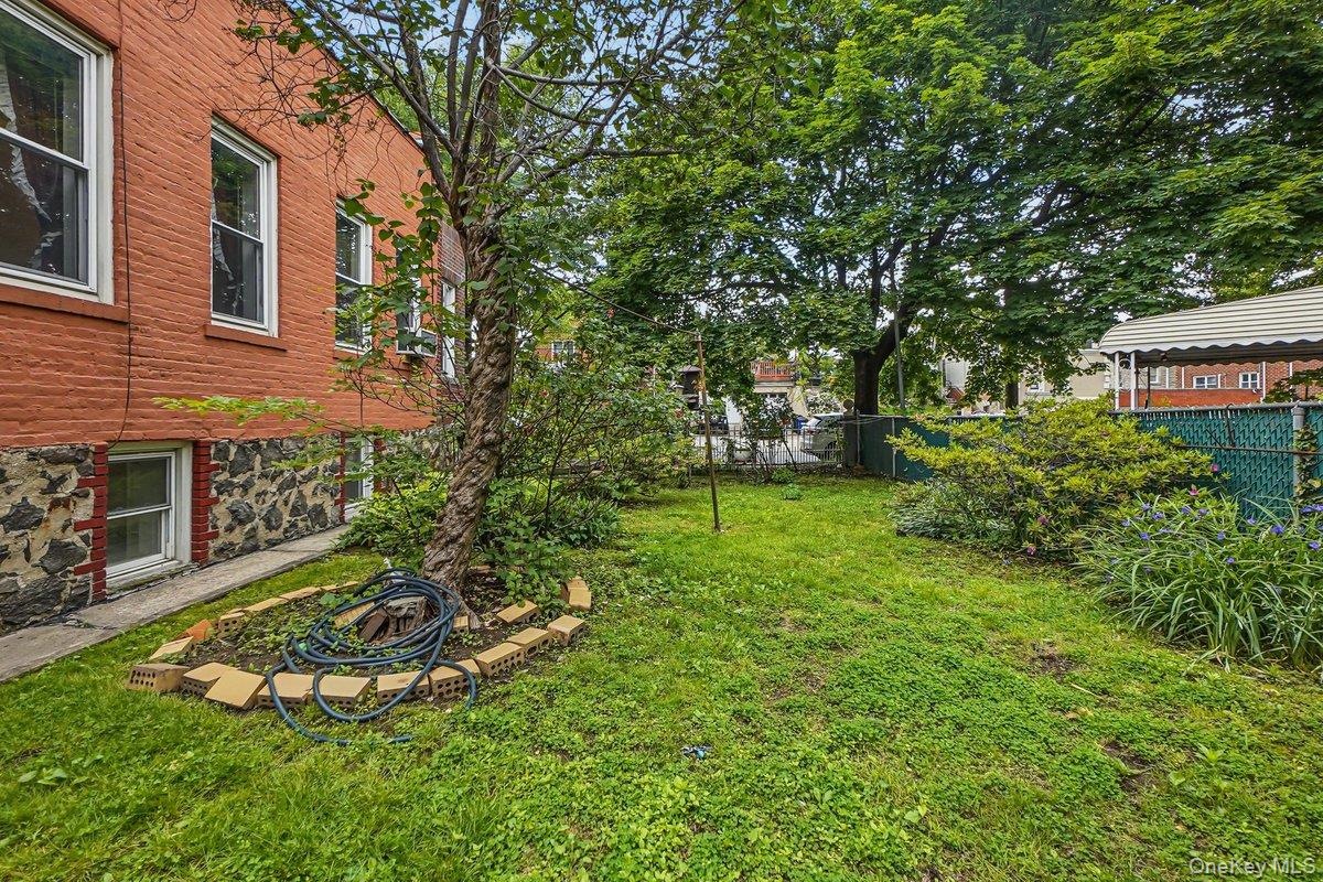 #5 photo, 2117 Hazen Street, 뉴욕퀸즈 East Elmhurst , NY 11370