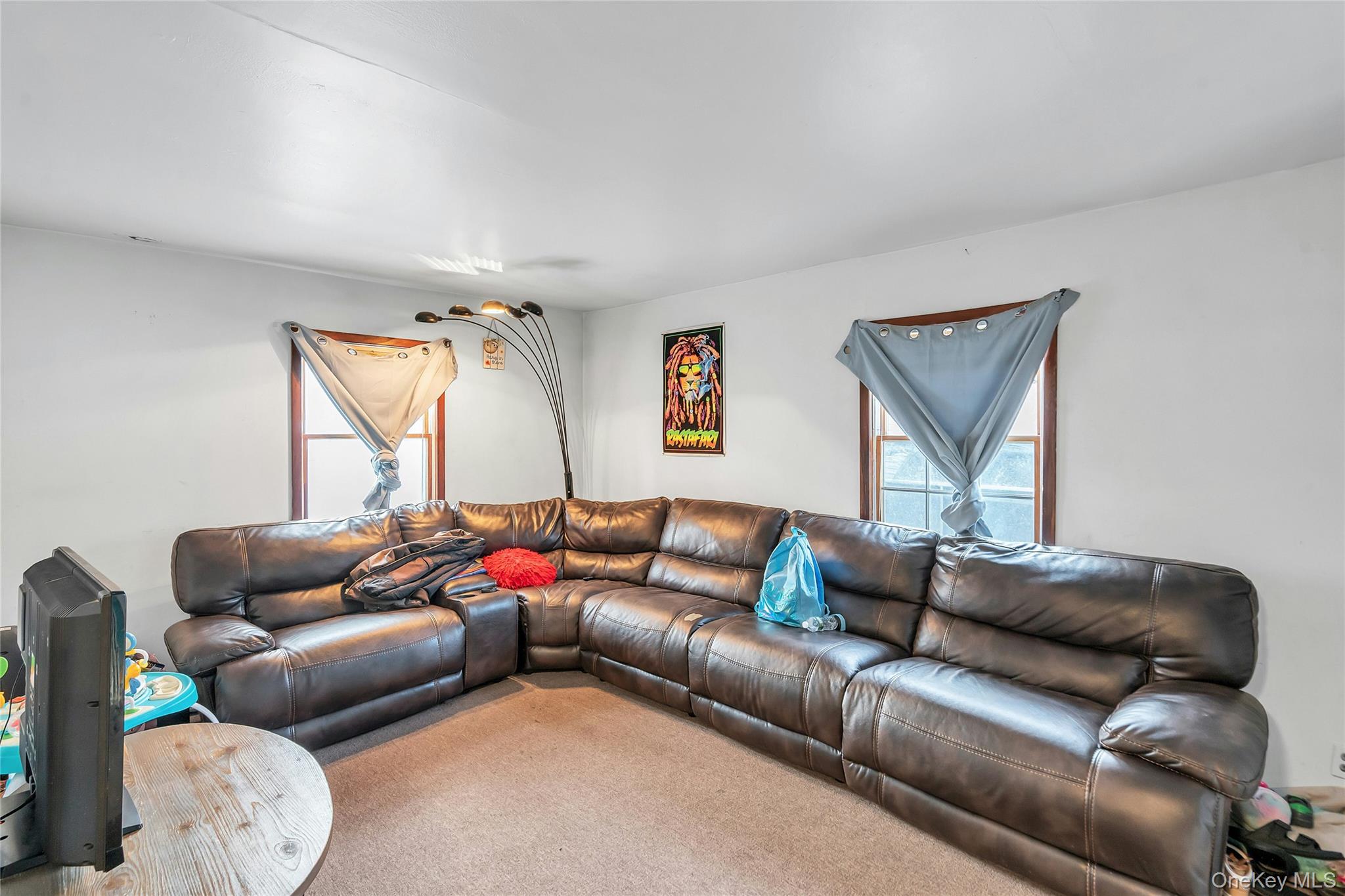 #2 photo, 241 Rosevale Avenue, सफ़ोक काउंटी Ronkonkoma , NY 11779