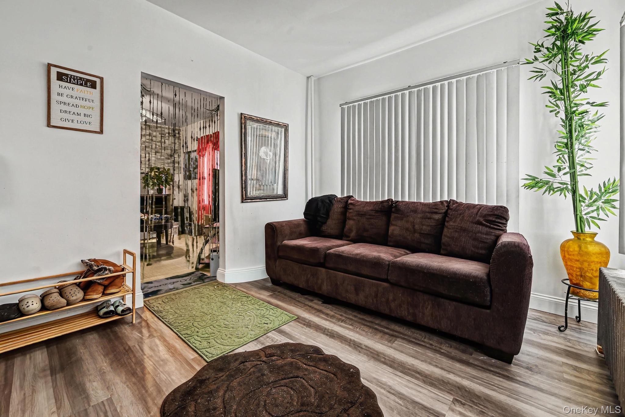 #4 photo, 114-38 149th Street, קווינס Jamaica , NY 11436