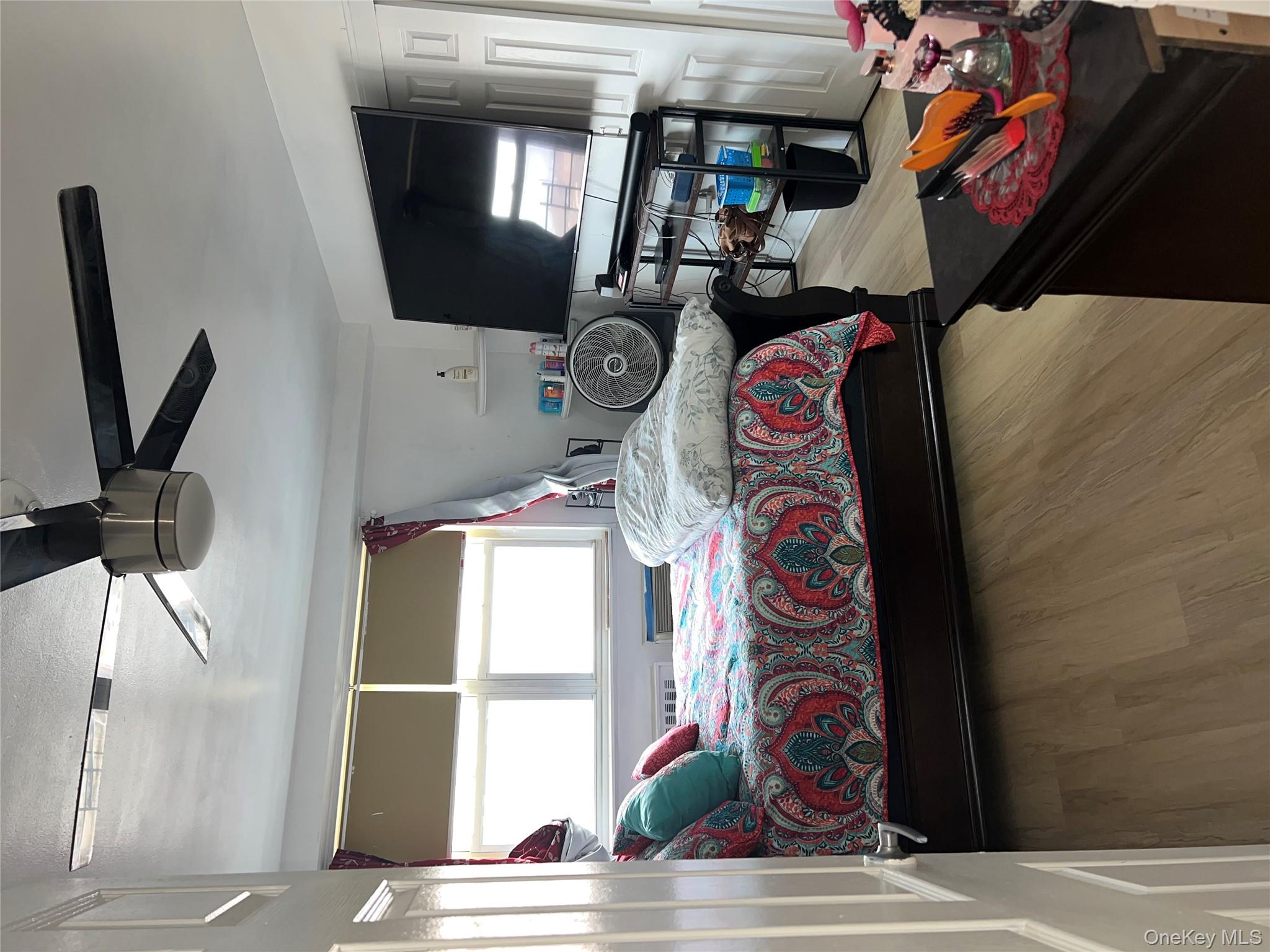 #10 photo, 880 Boynton Avenue, הברונקס Bronx , NY 10473