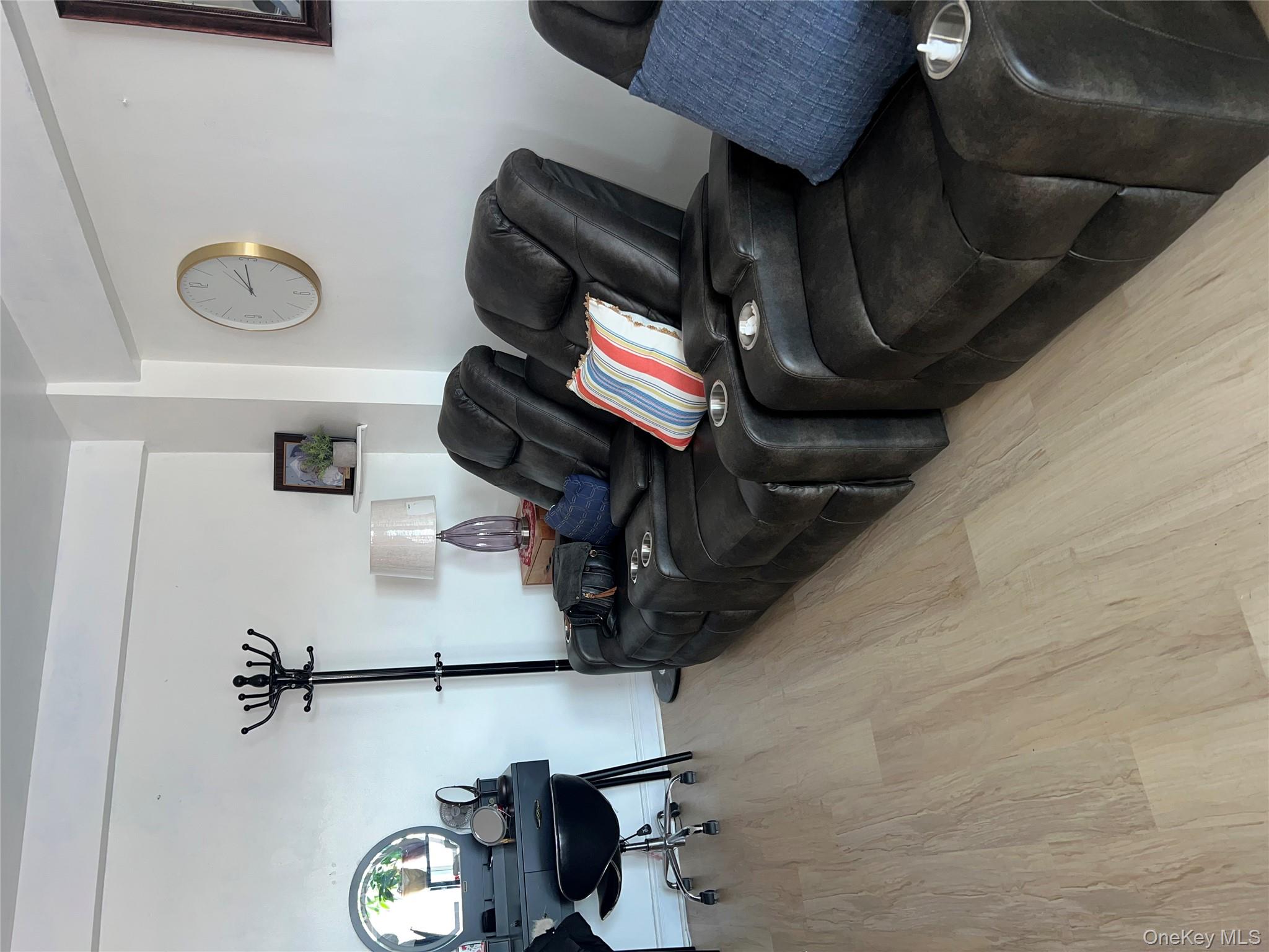 #4 photo, 880 Boynton Avenue, הברונקס Bronx , NY 10473