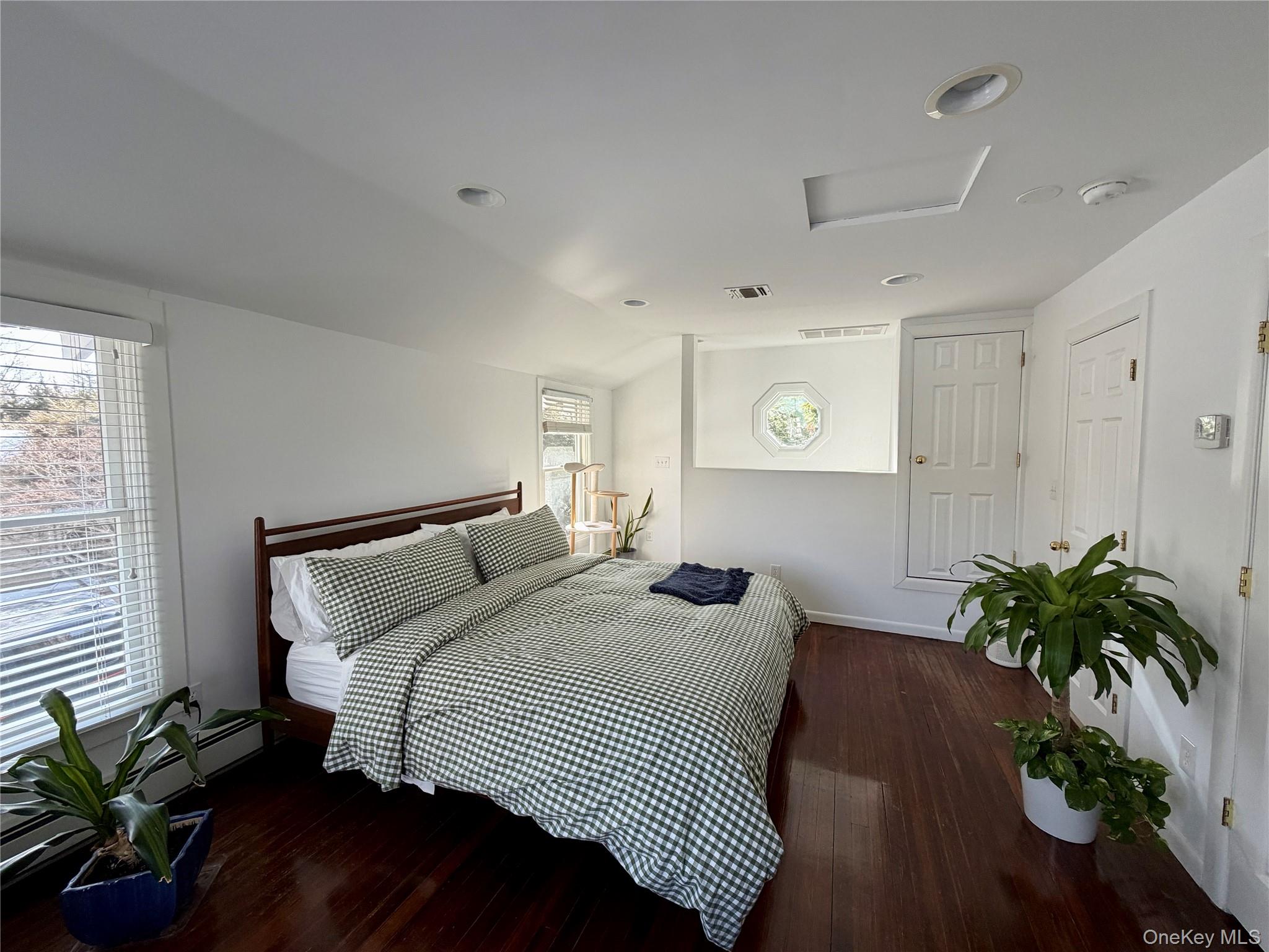 #7 photo, Sea Cliff, מחוז נסאו Sea Cliff , NY 11579