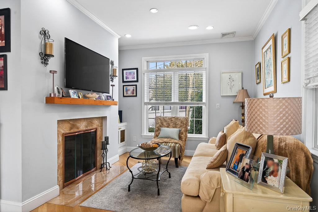 #11 photo, 1309 Shelbourne Avenue, 뉴욕주 Mamaroneck , NY 10543