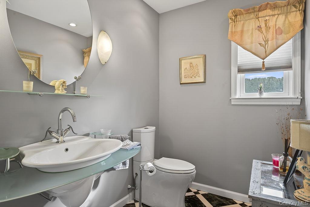 #7 photo, 1309 Shelbourne Avenue, 뉴욕주 Mamaroneck , NY 10543