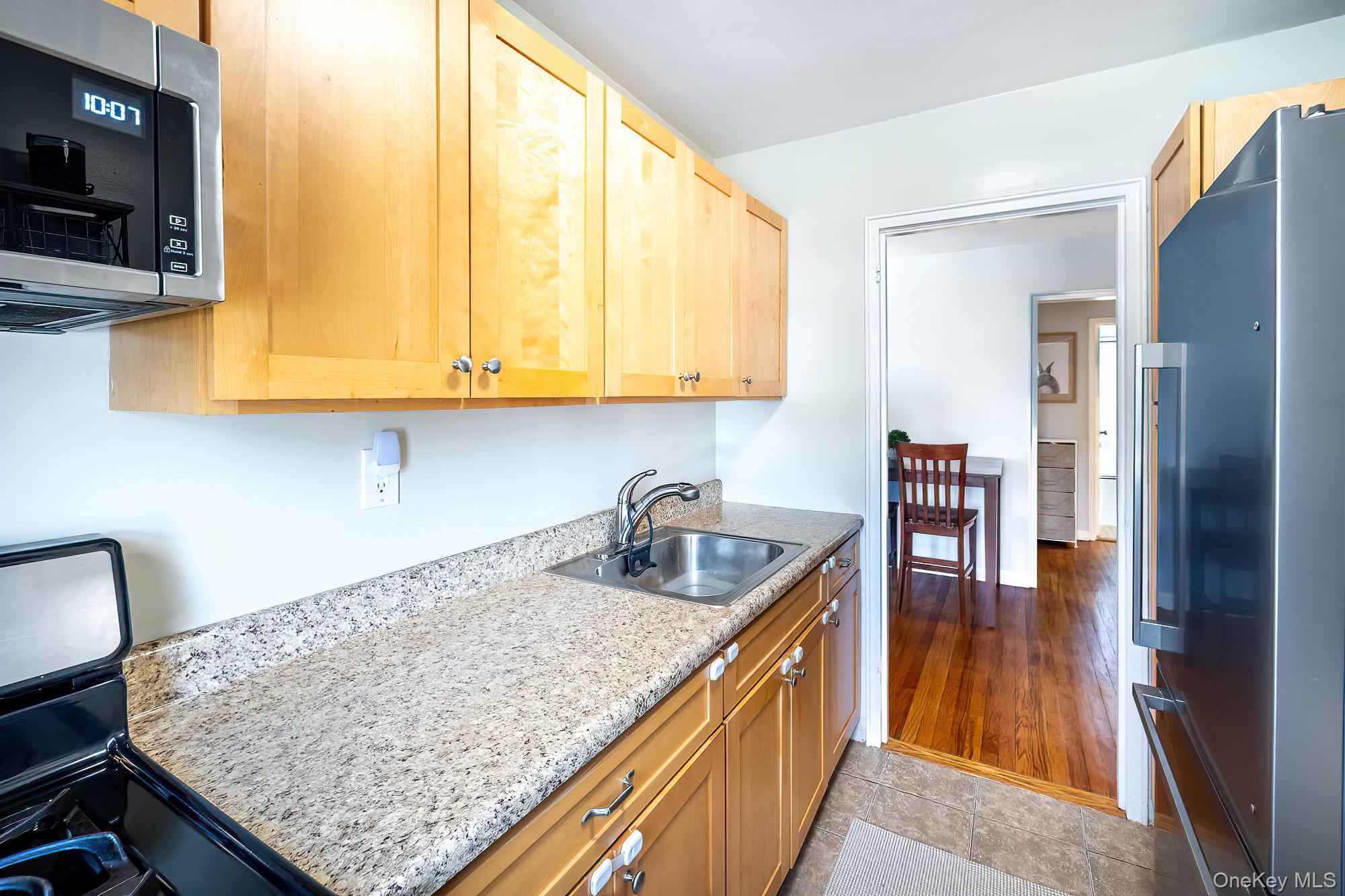 #11 photo, 96 Underhill Avenue, West Harrison , NY 10604