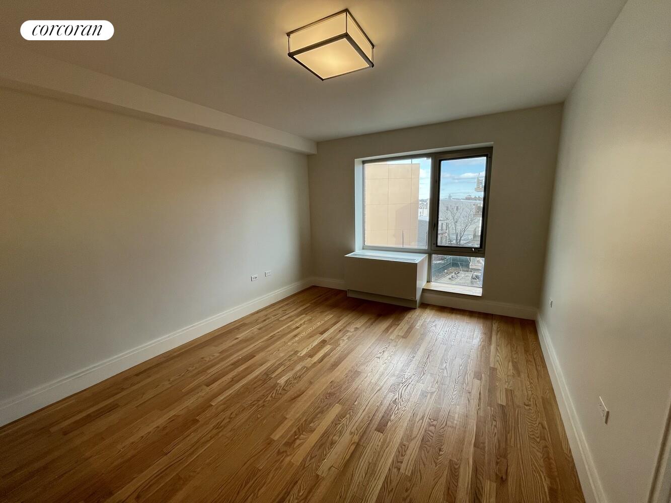 #4 photo, Brooklyn, East Williamsburg , NY 11211