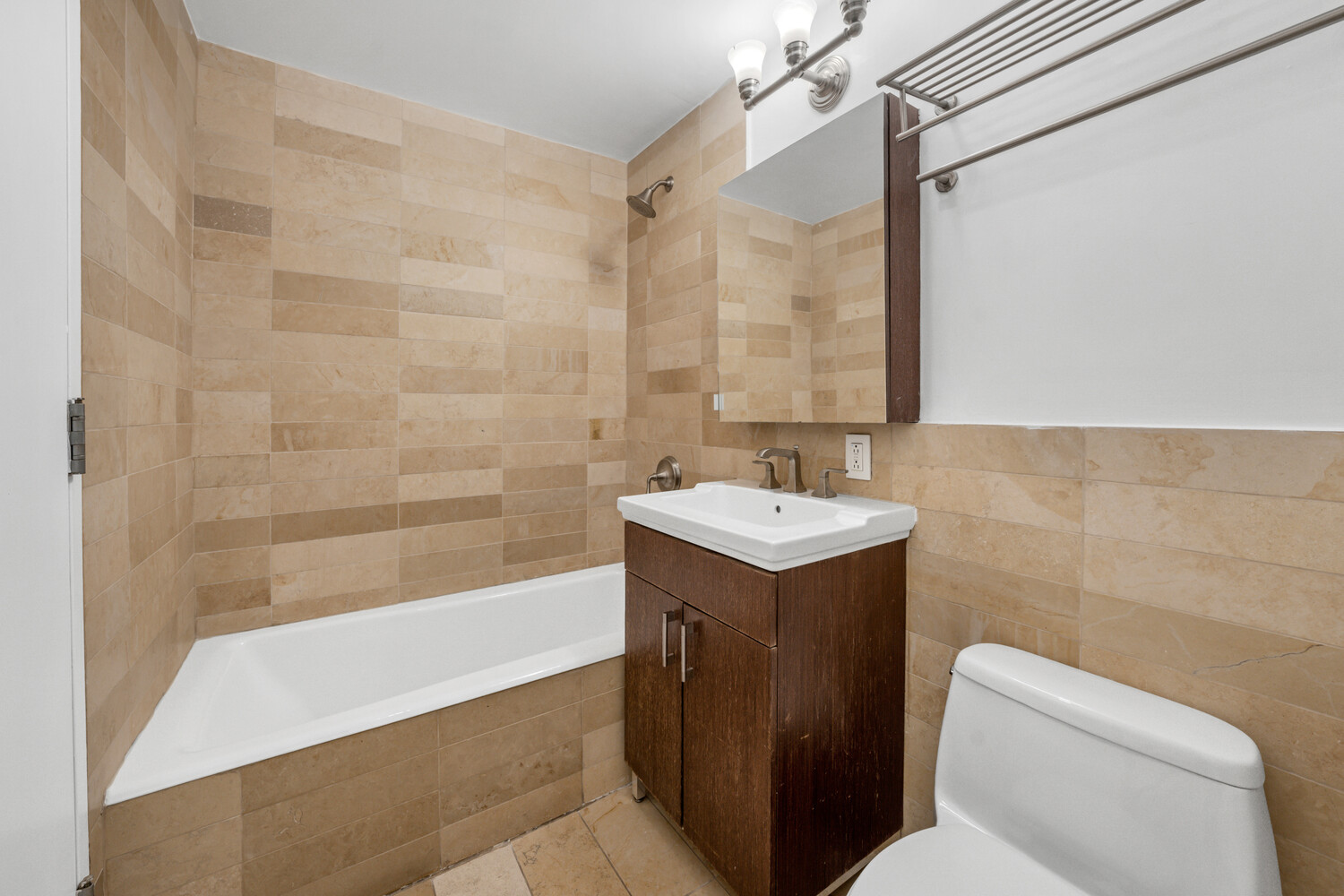 #11 photo, 159 W 118TH Street, South Harlem , NY 10026