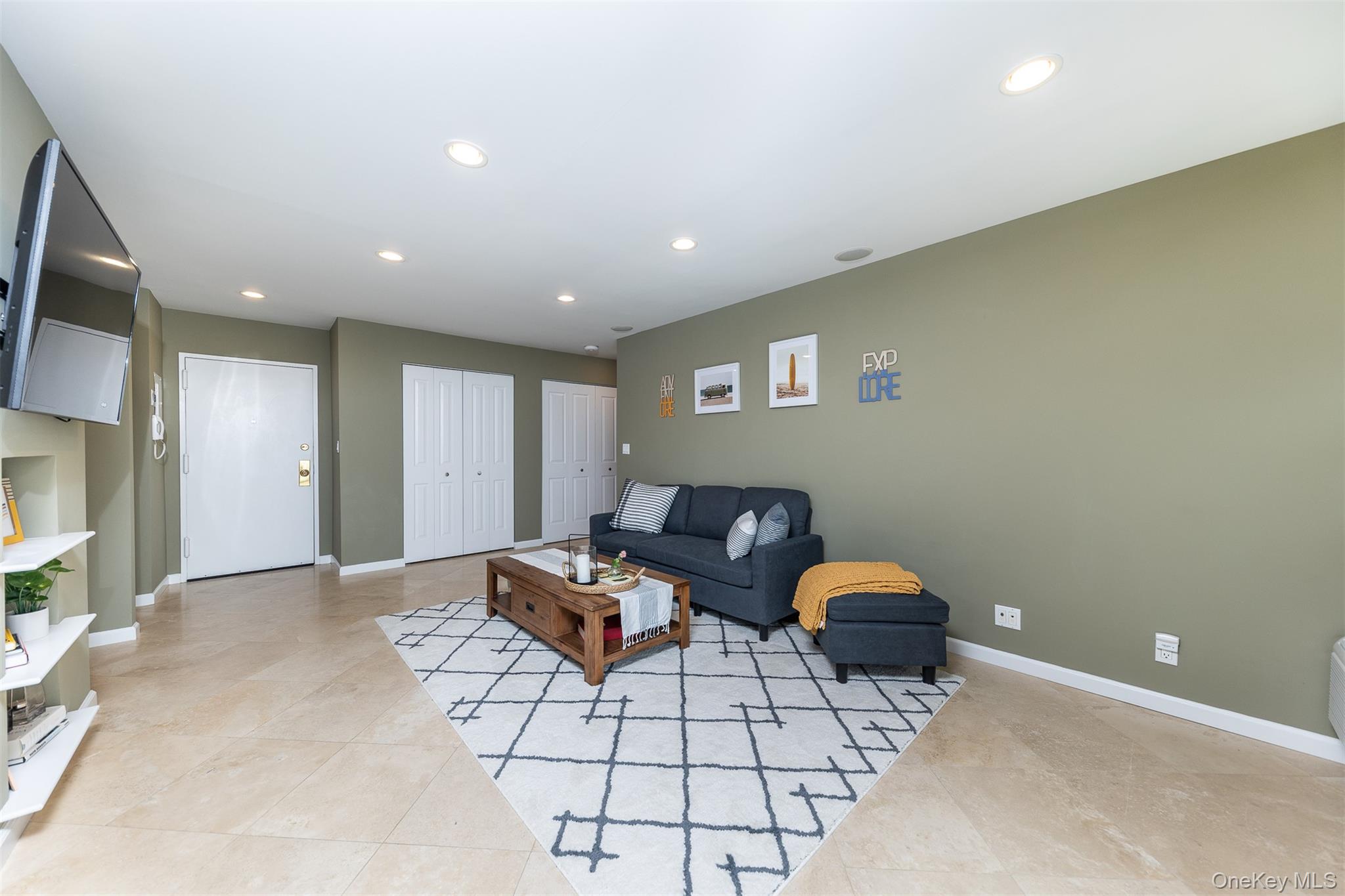 #3 photo, 2 Richmond Road, Lido Beach , NY 11561