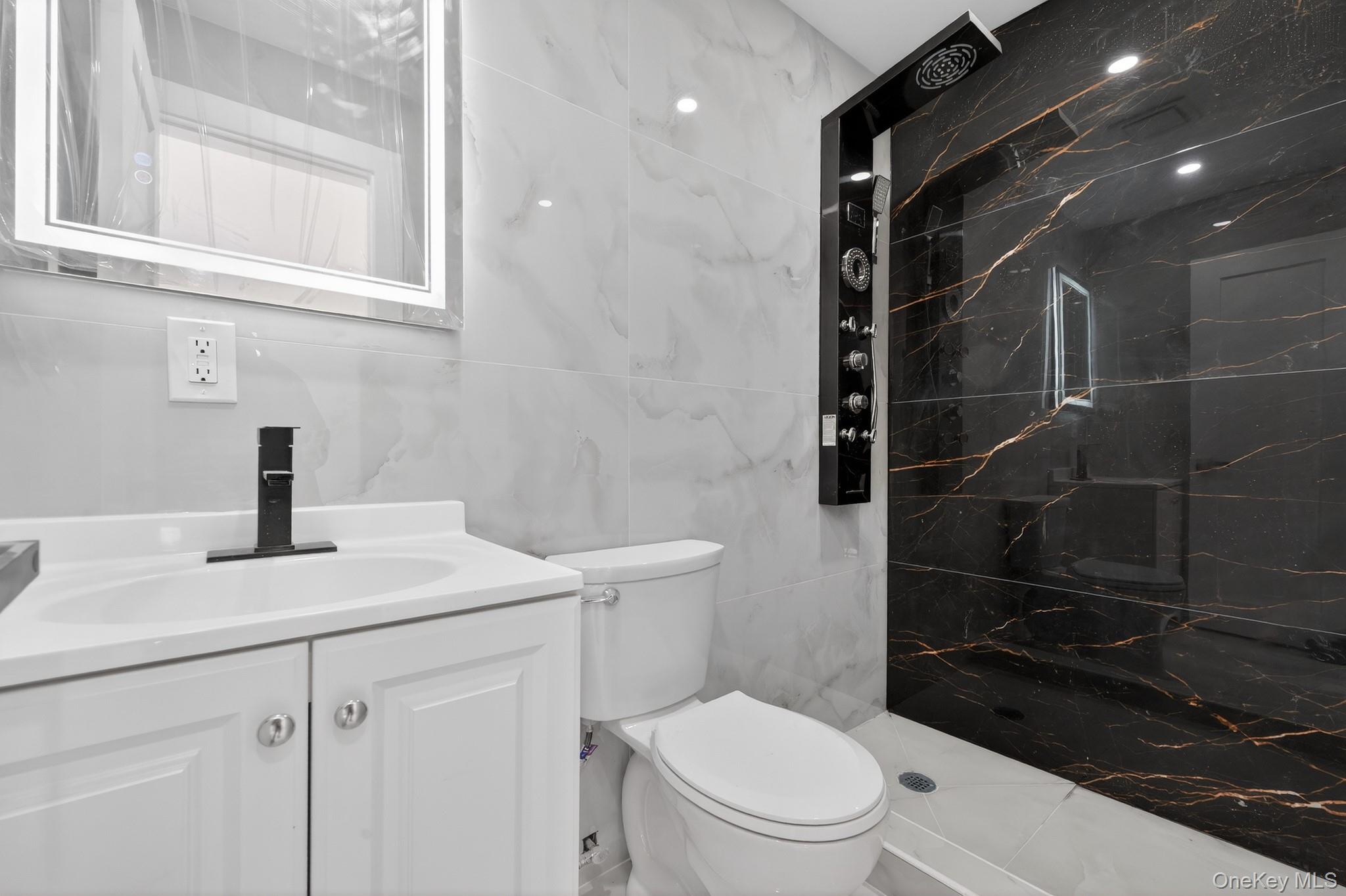 #13 photo, 11420 149th Street, קווינס Jamaica , NY 11436