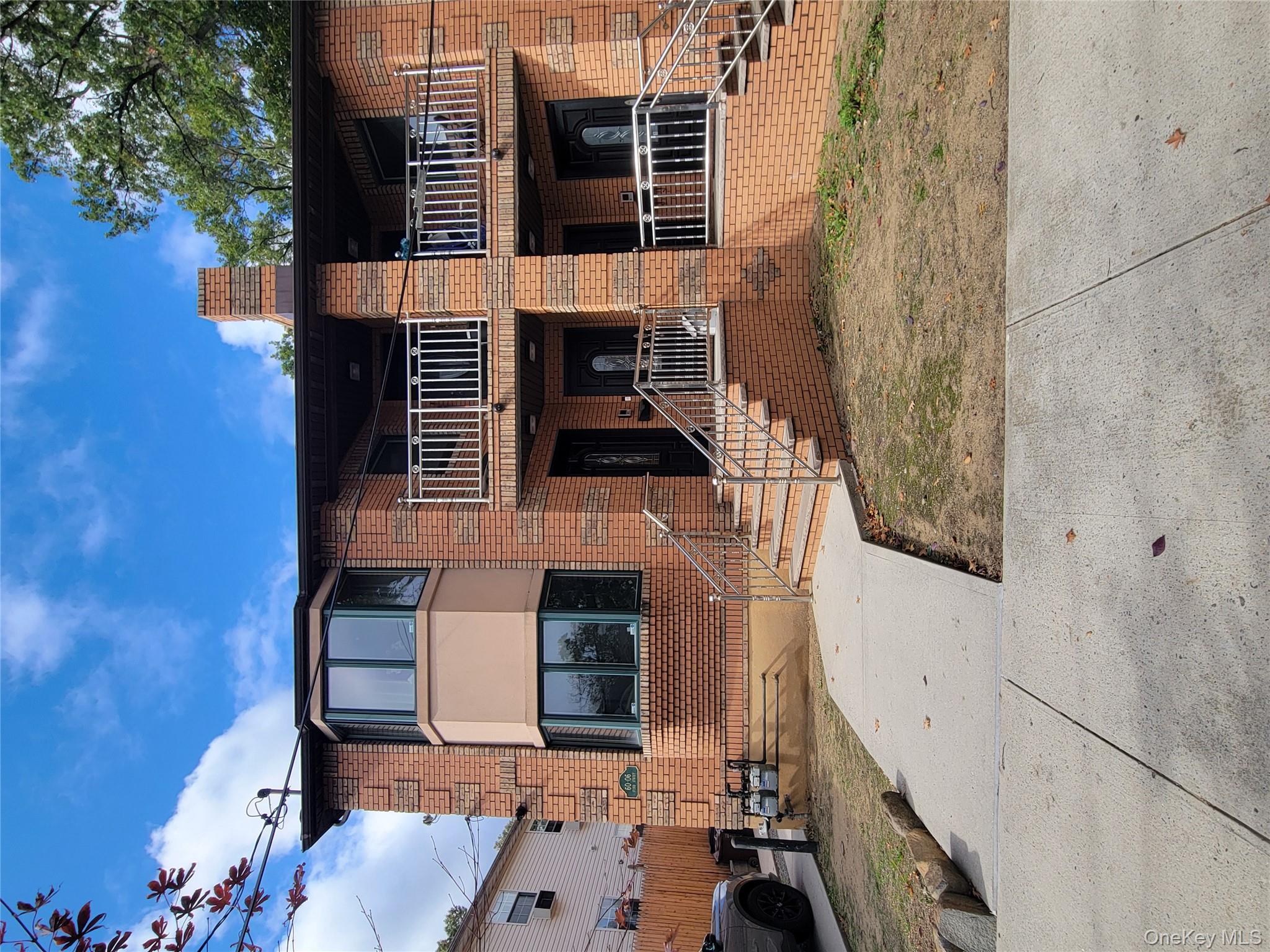 #1 photo, 6006 172nd Street, Куинс ‖ Fresh Meadows , NY 11365