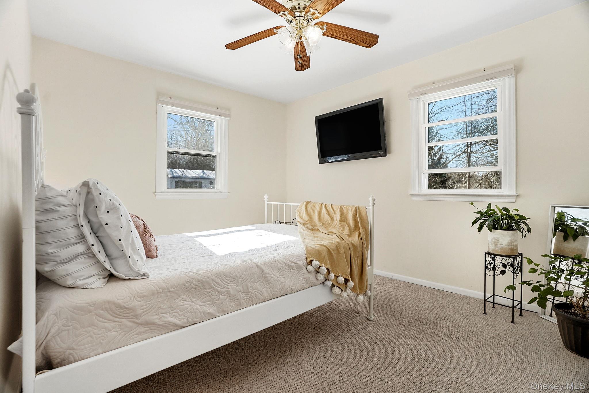 #19 photo, 4 Laura Drive, Airmont , NY 10952