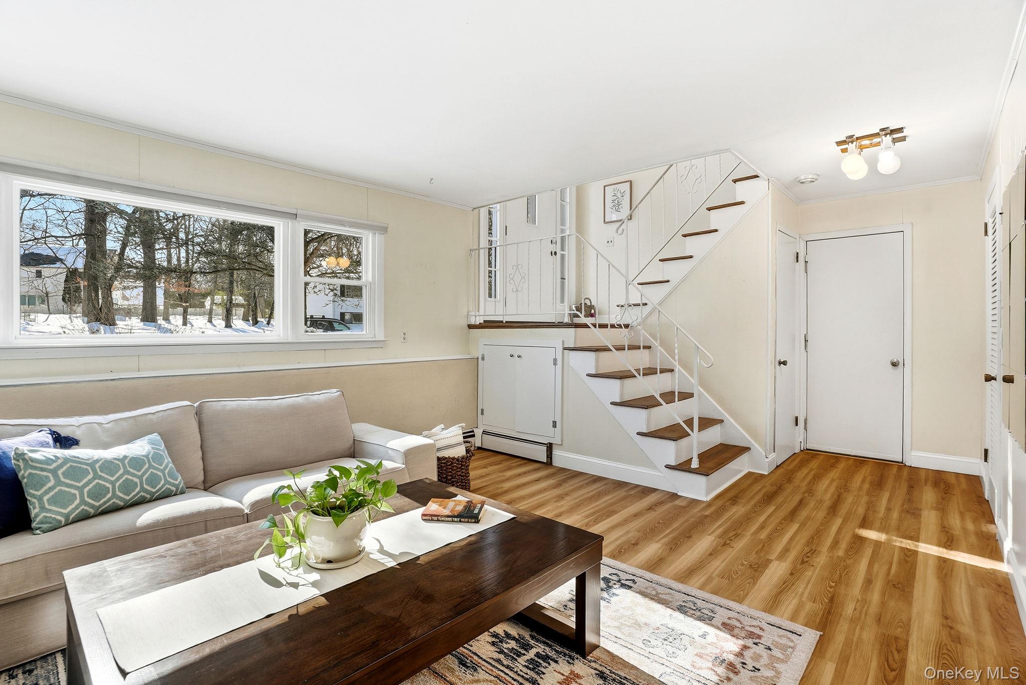 #20 photo, 4 Laura Drive, Airmont , NY 10952