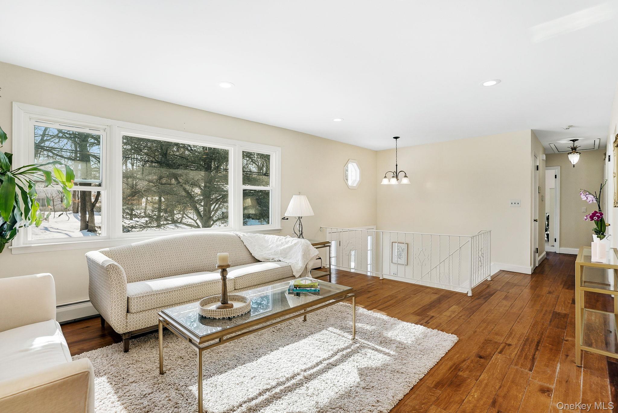 #6 photo, 4 Laura Drive, Airmont , NY 10952