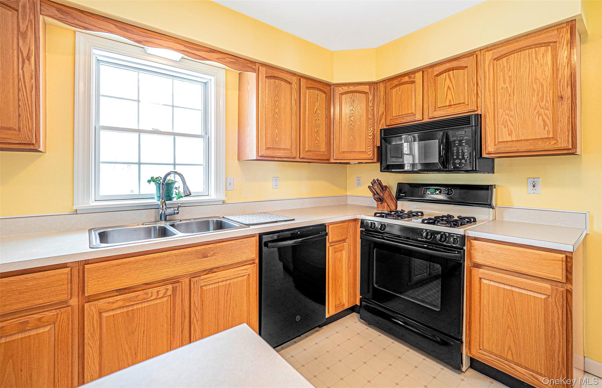 #13 photo, 446 County Route 1, Warwick , NY 10990