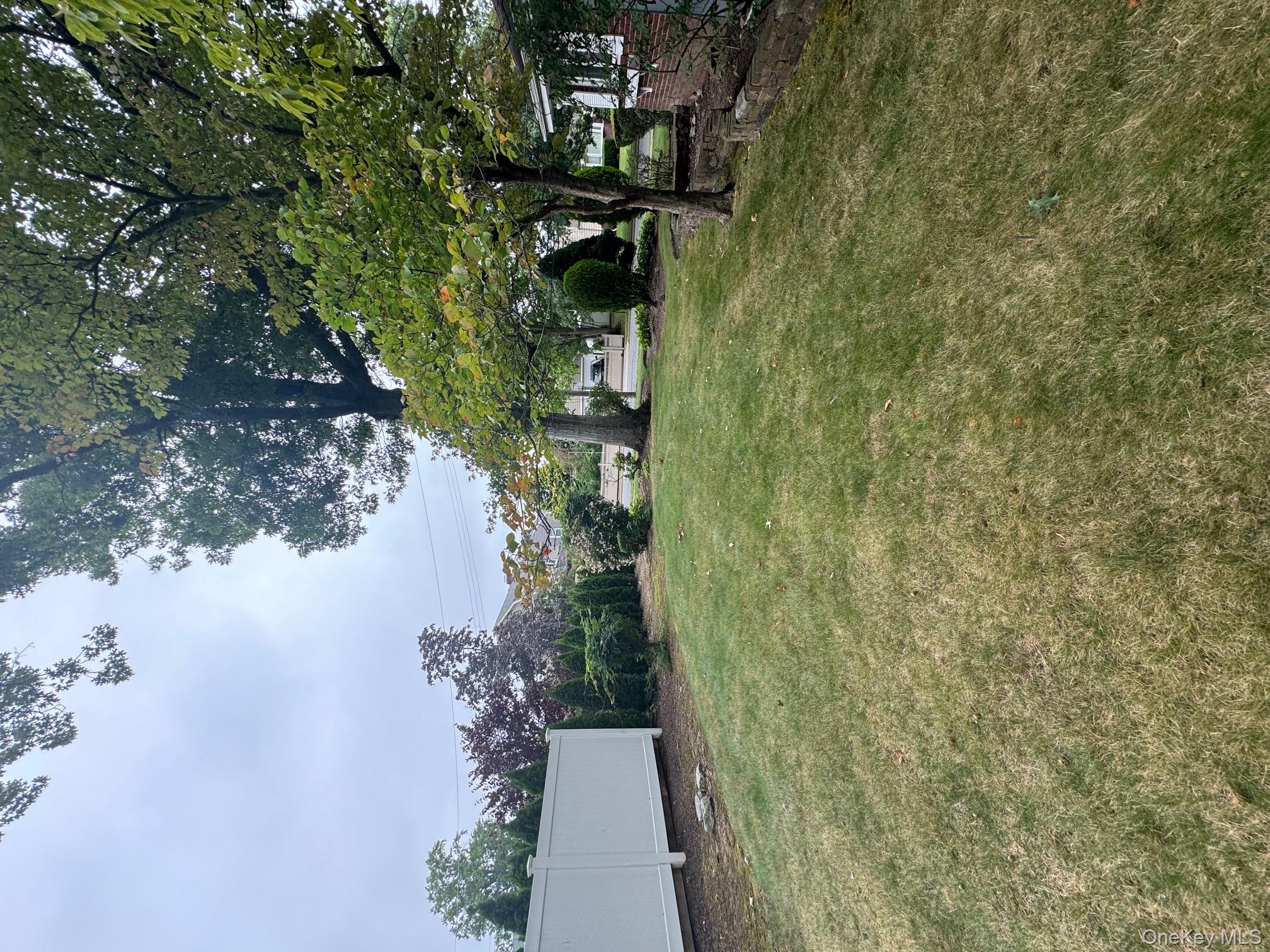 #3 photo, 34 Hawthorne Avenue, Rockville Centre , NY 11570