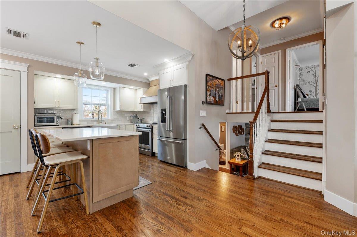 #16 photo, 46 Lincoln Street, Farmingdale , NY 11735