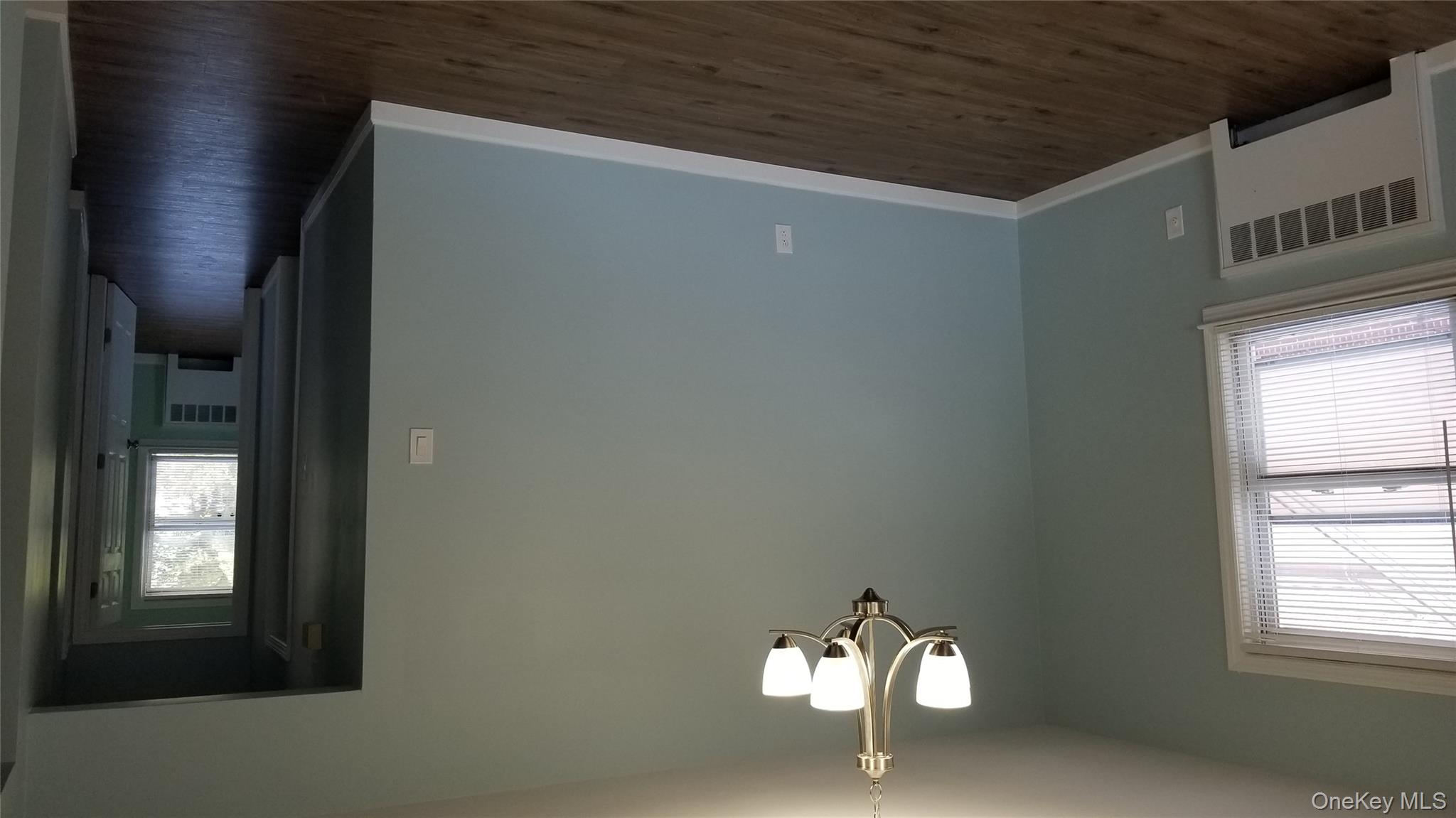 #5 photo, 246-11 Memphis Avenue, קווינס Rosedale , NY 11422