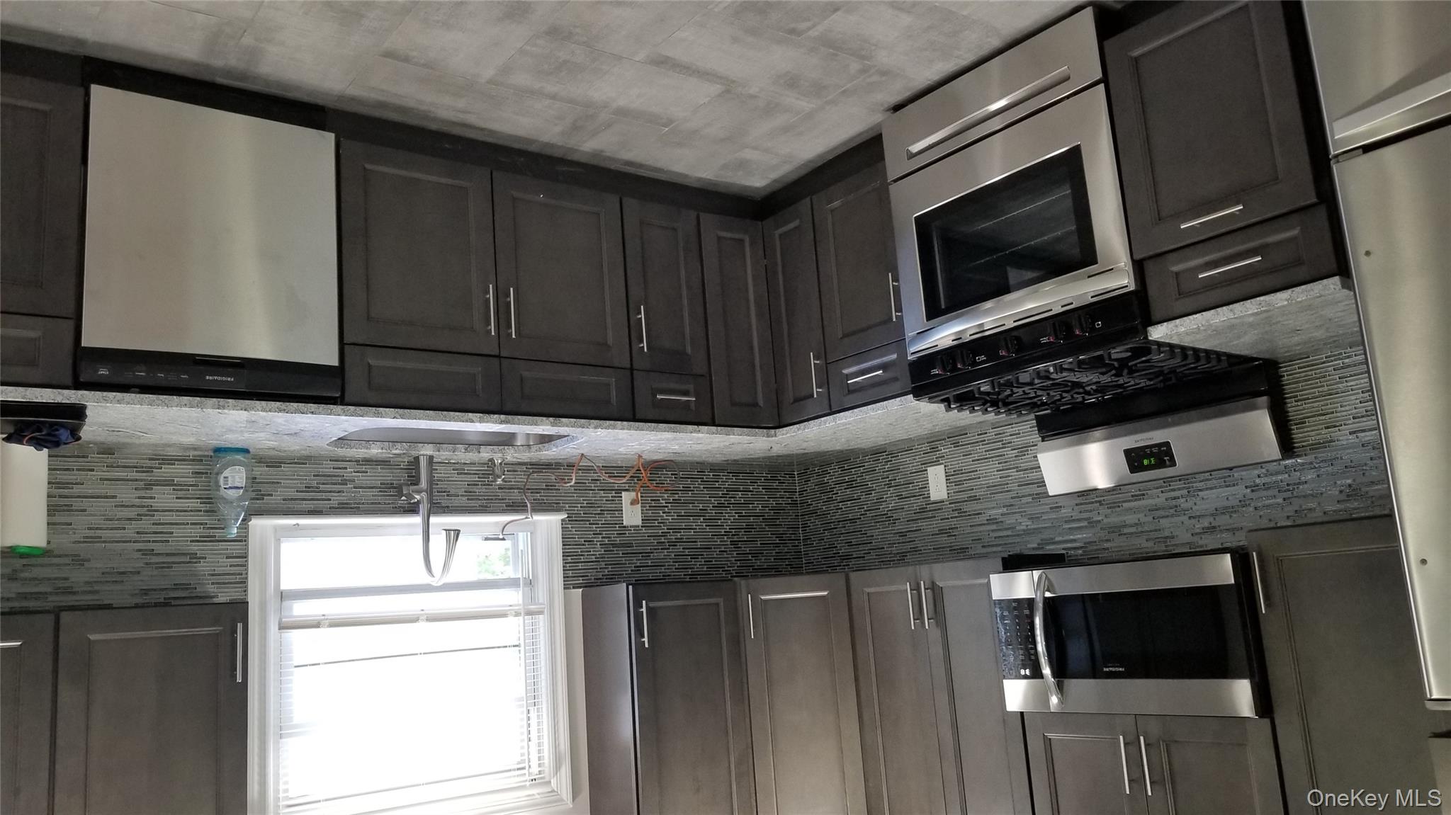 #6 photo, 246-11 Memphis Avenue, קווינס Rosedale , NY 11422